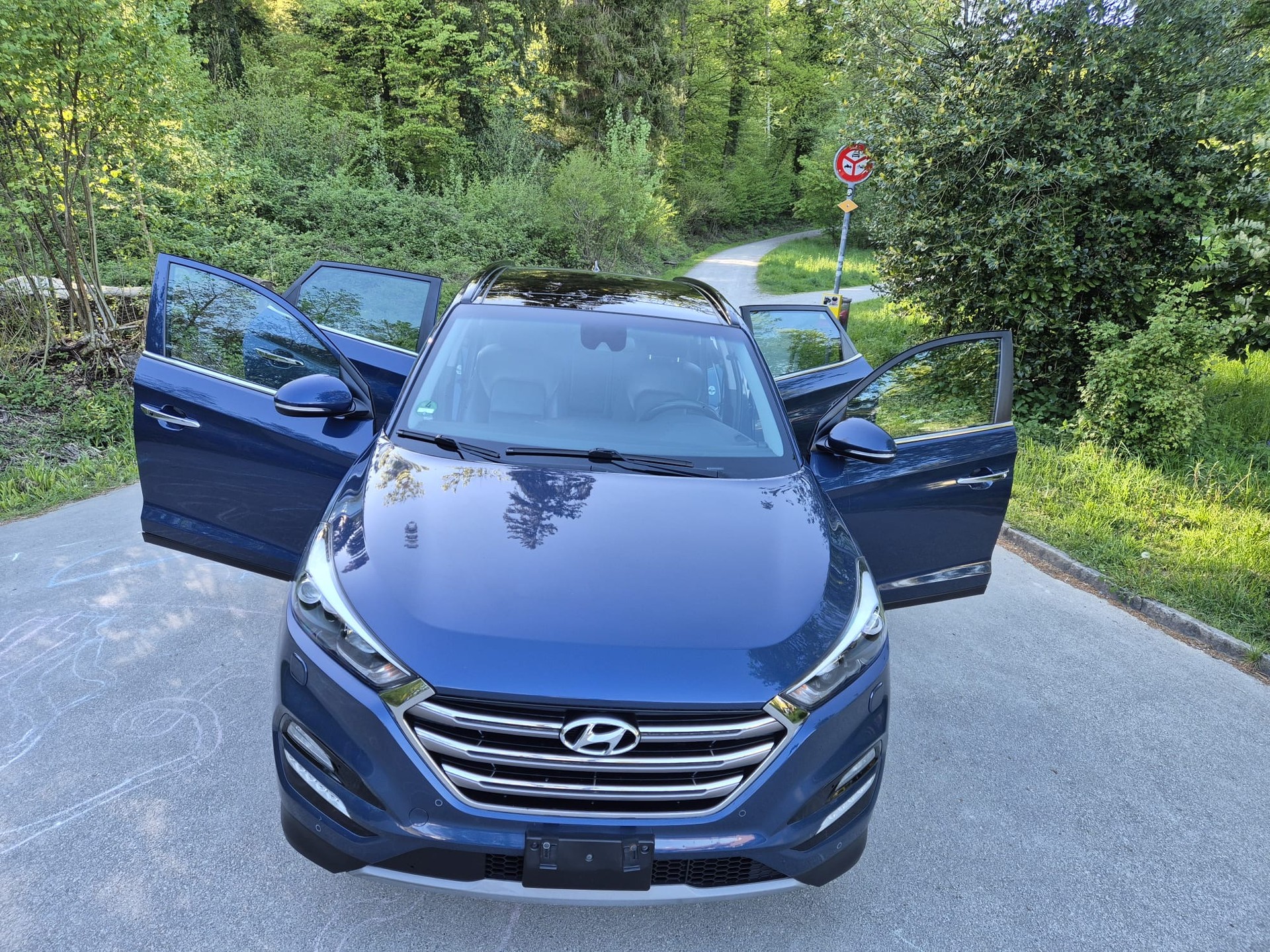 HYUNDAI Tucson 2.0 CRDI 4WD Automatic-image-5