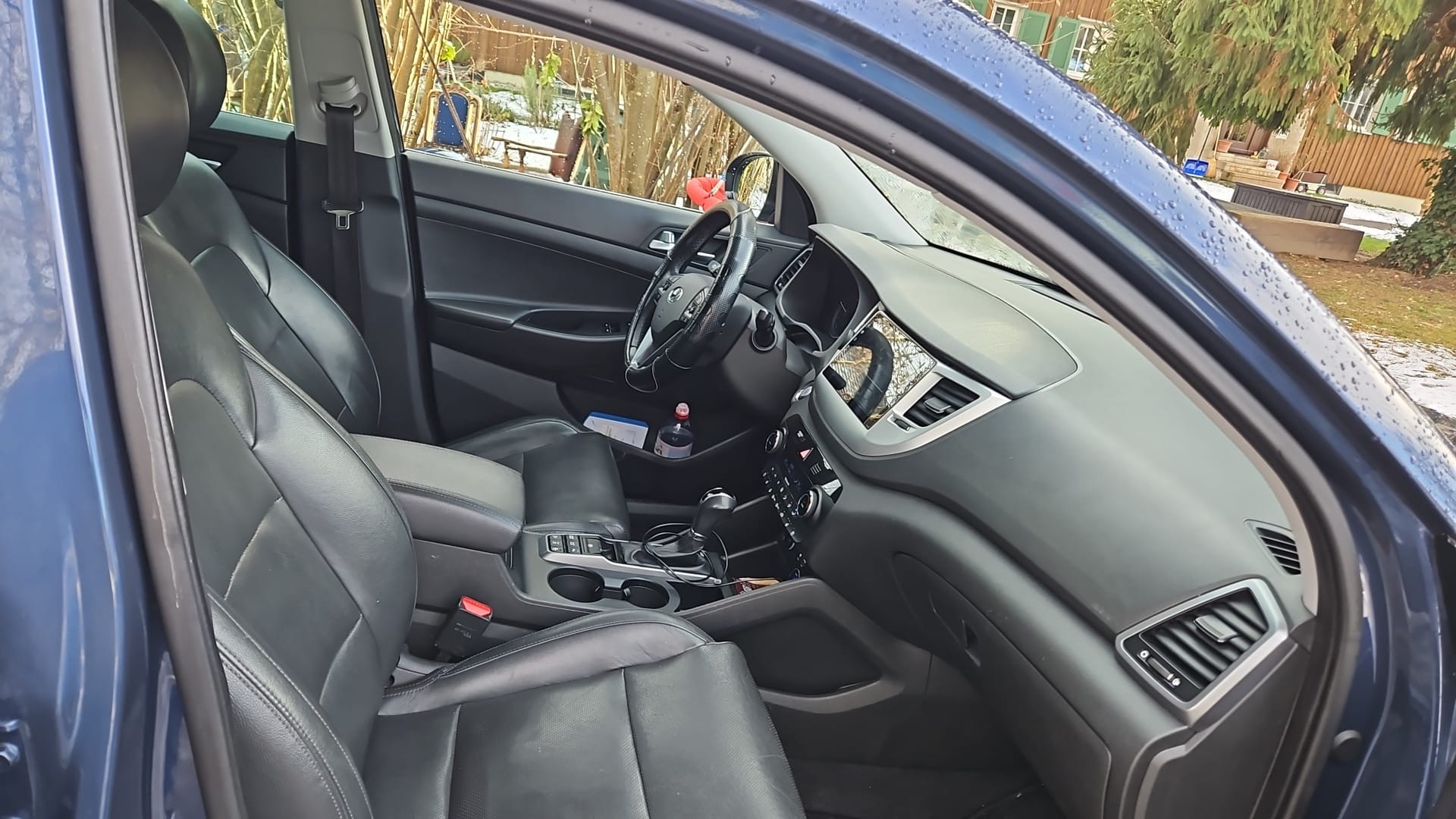 HYUNDAI Tucson 2.0 CRDI 4WD Automatic-image-10