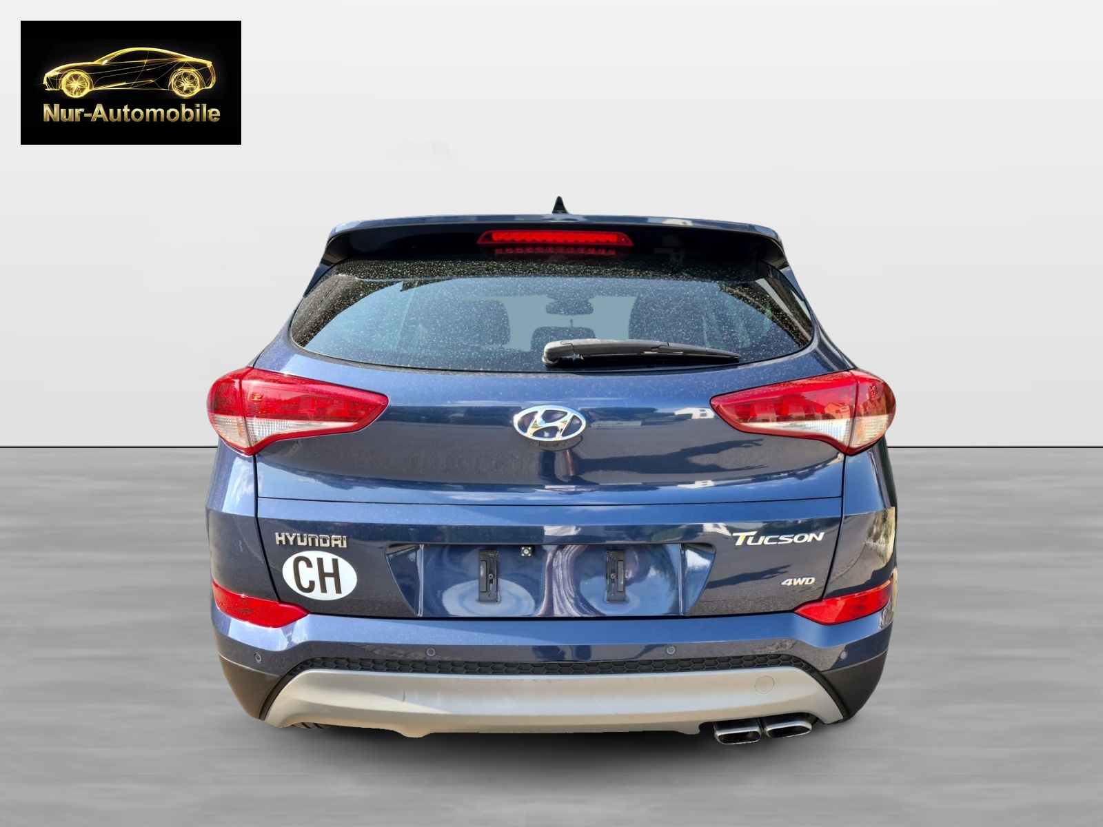HYUNDAI Tucson 2.0 CRDI 4WD Automatic-image-3