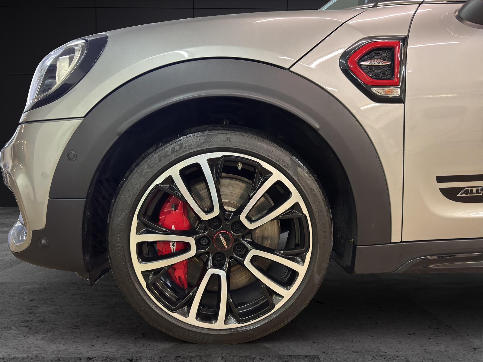 MINI Countryman F60 2.0i John Cooper Works ALL4-image-8