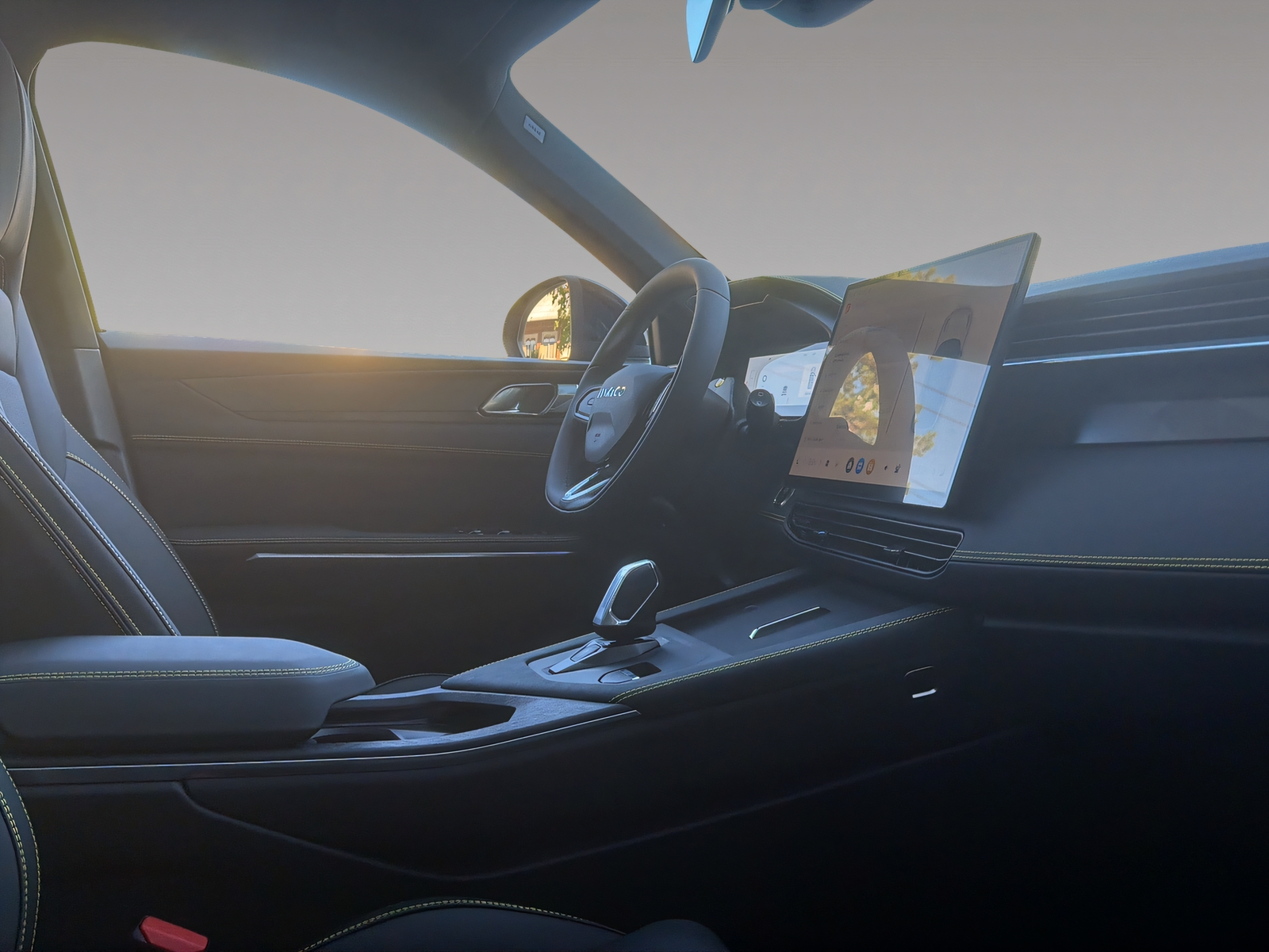 LYNK & CO 01 1.5 PHEV More-image-11