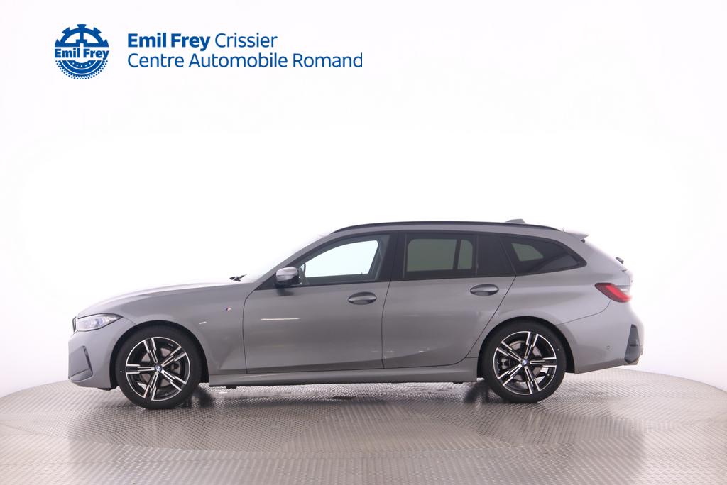 BMW 320d xDrive Touring-image-5