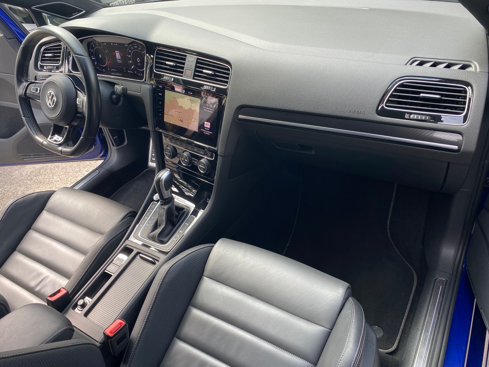 VW Golf 2.0 TSI R 4Motion DSG-image-21