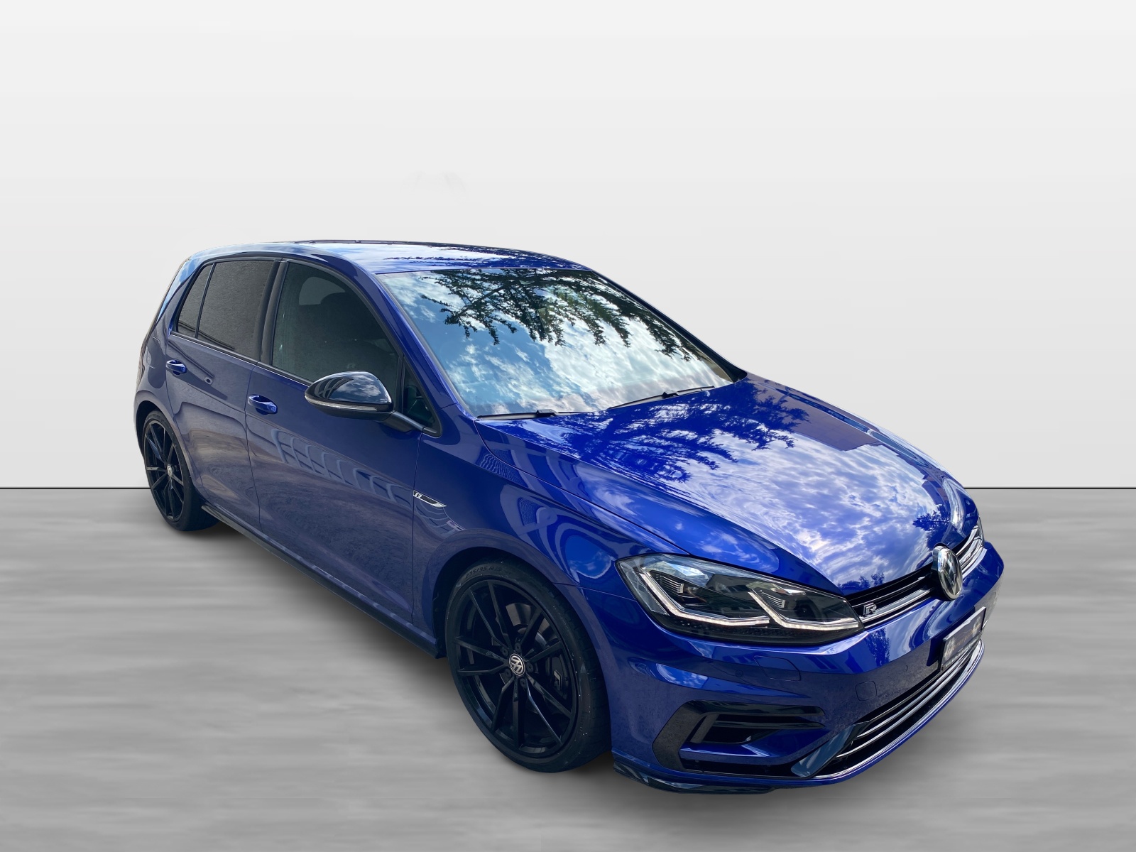 VW Golf 2.0 TSI R 4Motion DSG-image-3