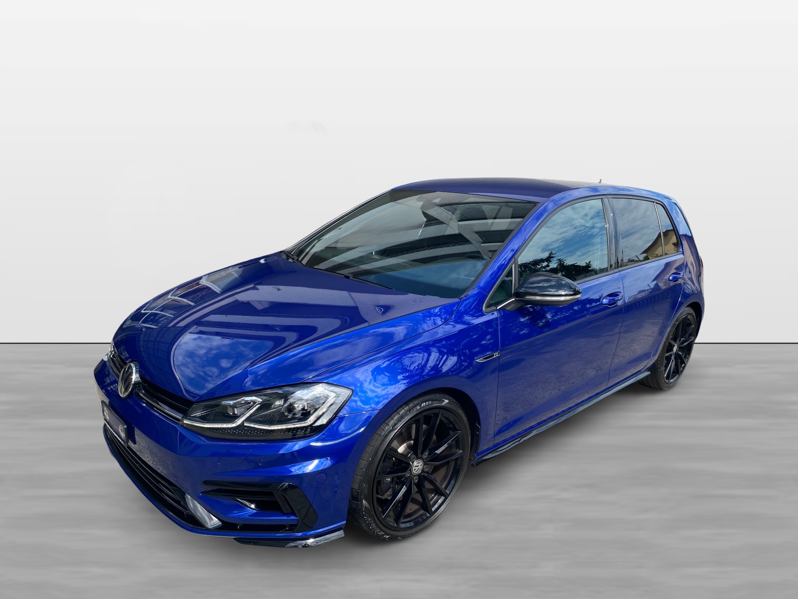 VW Golf 2.0 TSI R 4Motion DSG-image-2