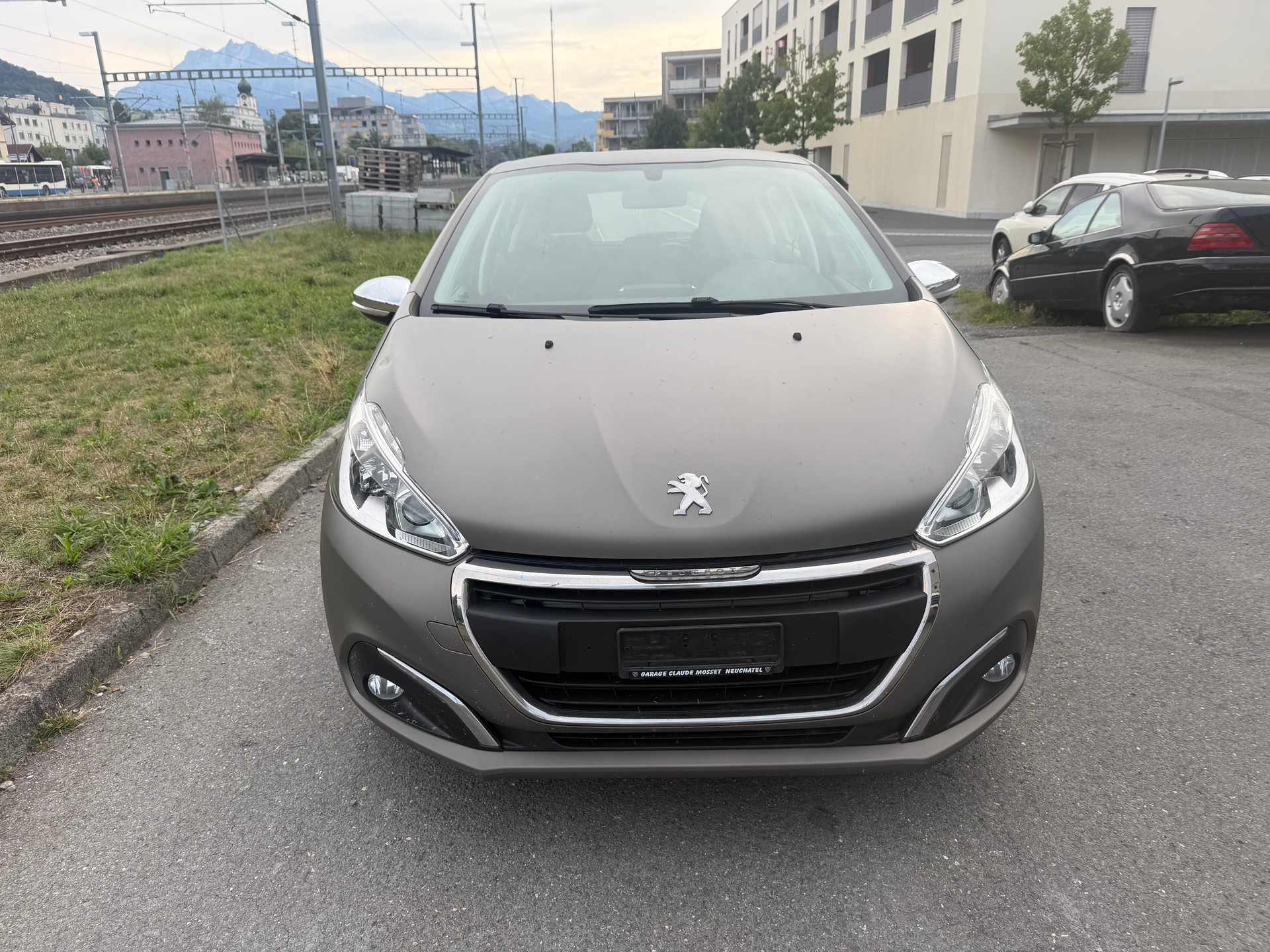 PEUGEOT 208 1.2 PureTech Access-image-3