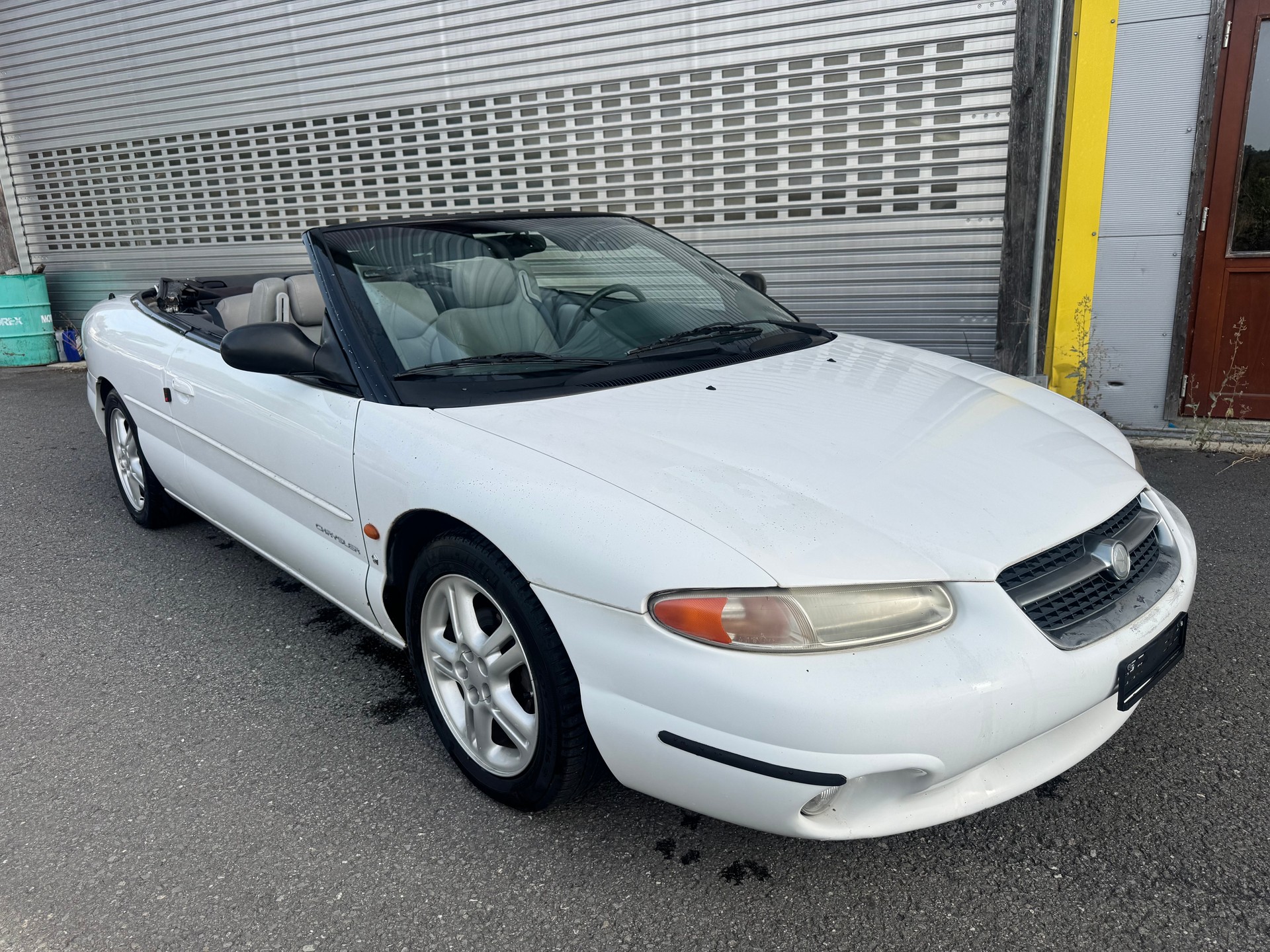 CHRYSLER Stratus 2.5 V6 LX Cabrio-image-0