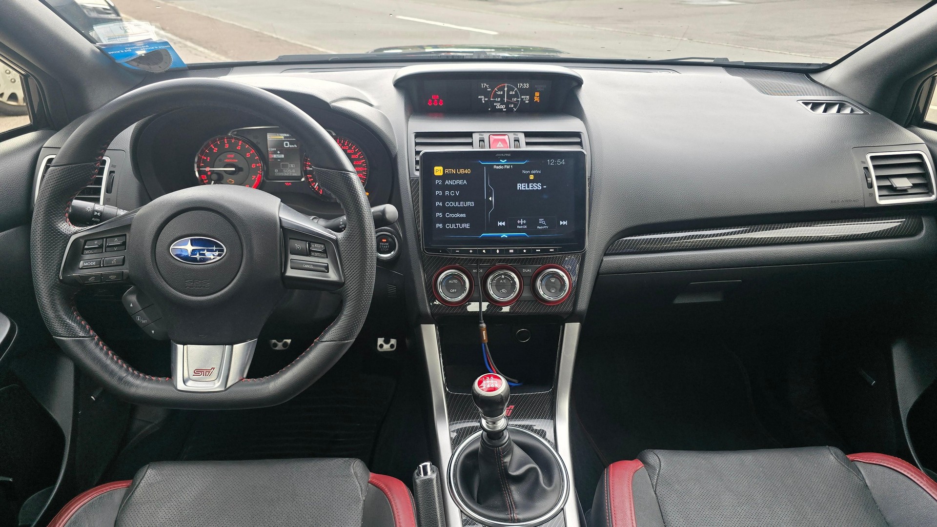 SUBARU WRX STI 2.5 T Luxury-image-10