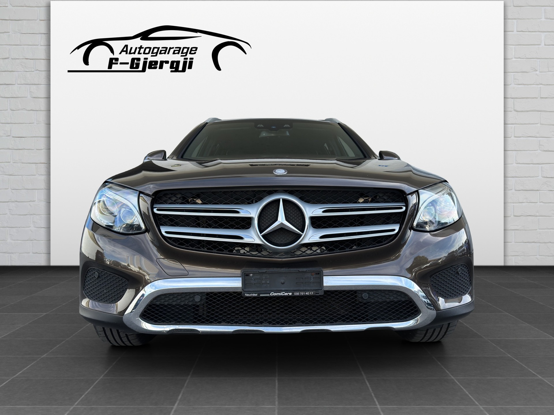MERCEDES-BENZ GLC 250 d 4Matic 9G-Tronic-showroom-element-2