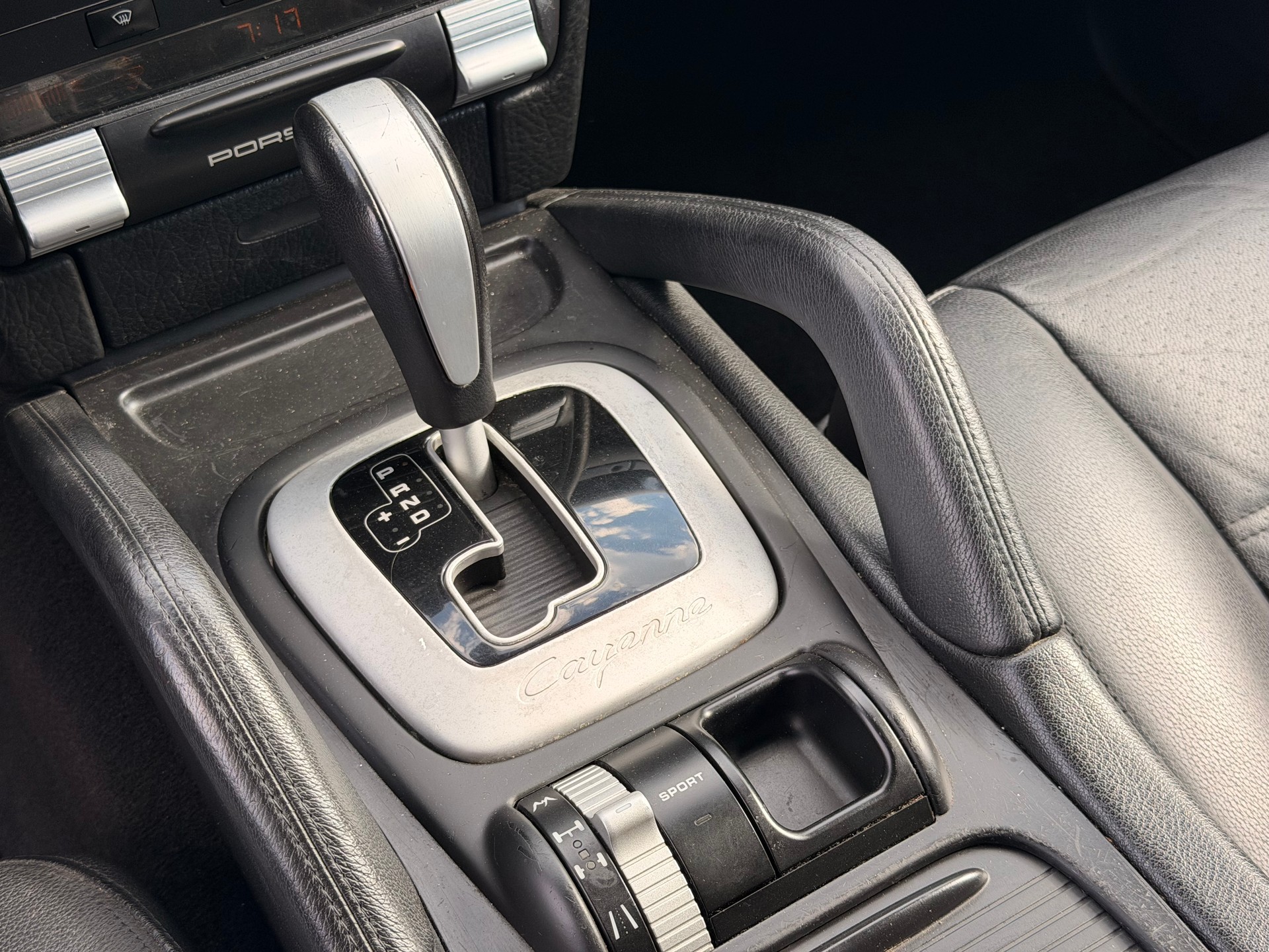 PORSCHE Cayenne 3.6 V6 „22 Zoll“-image-13