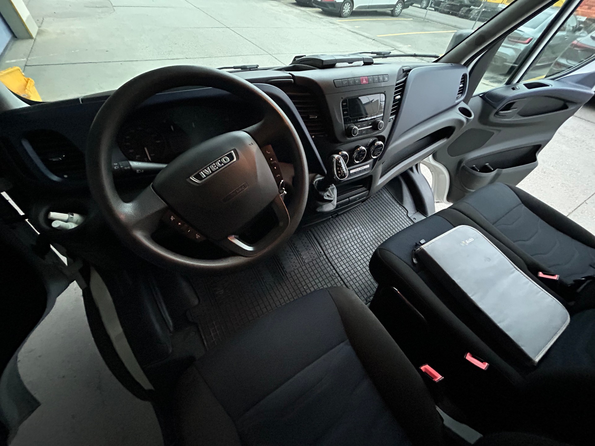 IVECO 3.0 HPI 180-image-4