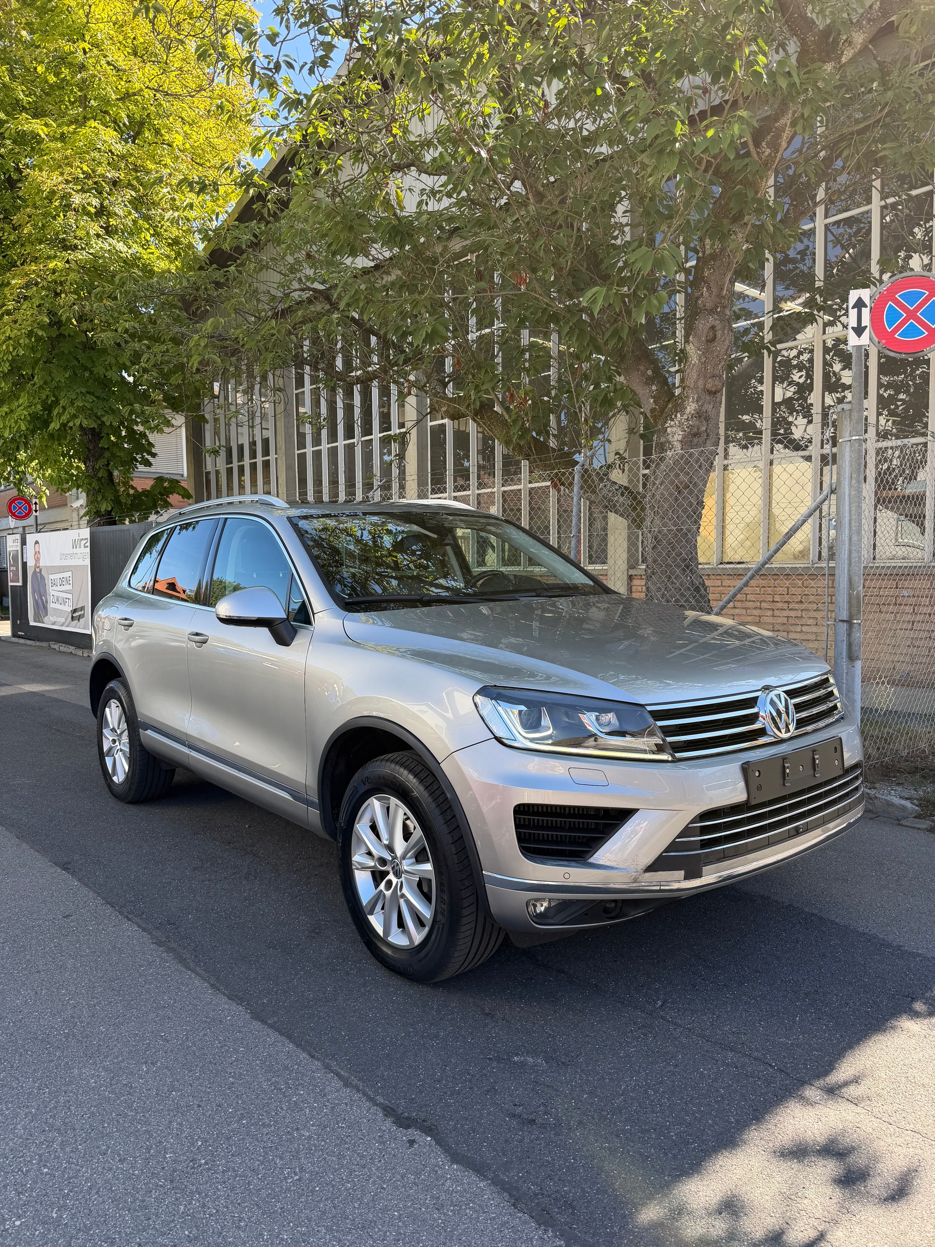 VW Touareg 3.0 TDI BlueMotion Technology Tiptronic-image-0