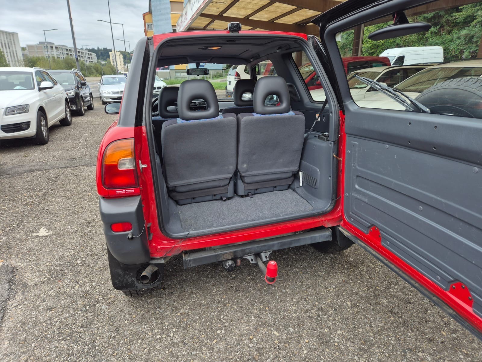 TOYOTA RAV-4-image-7