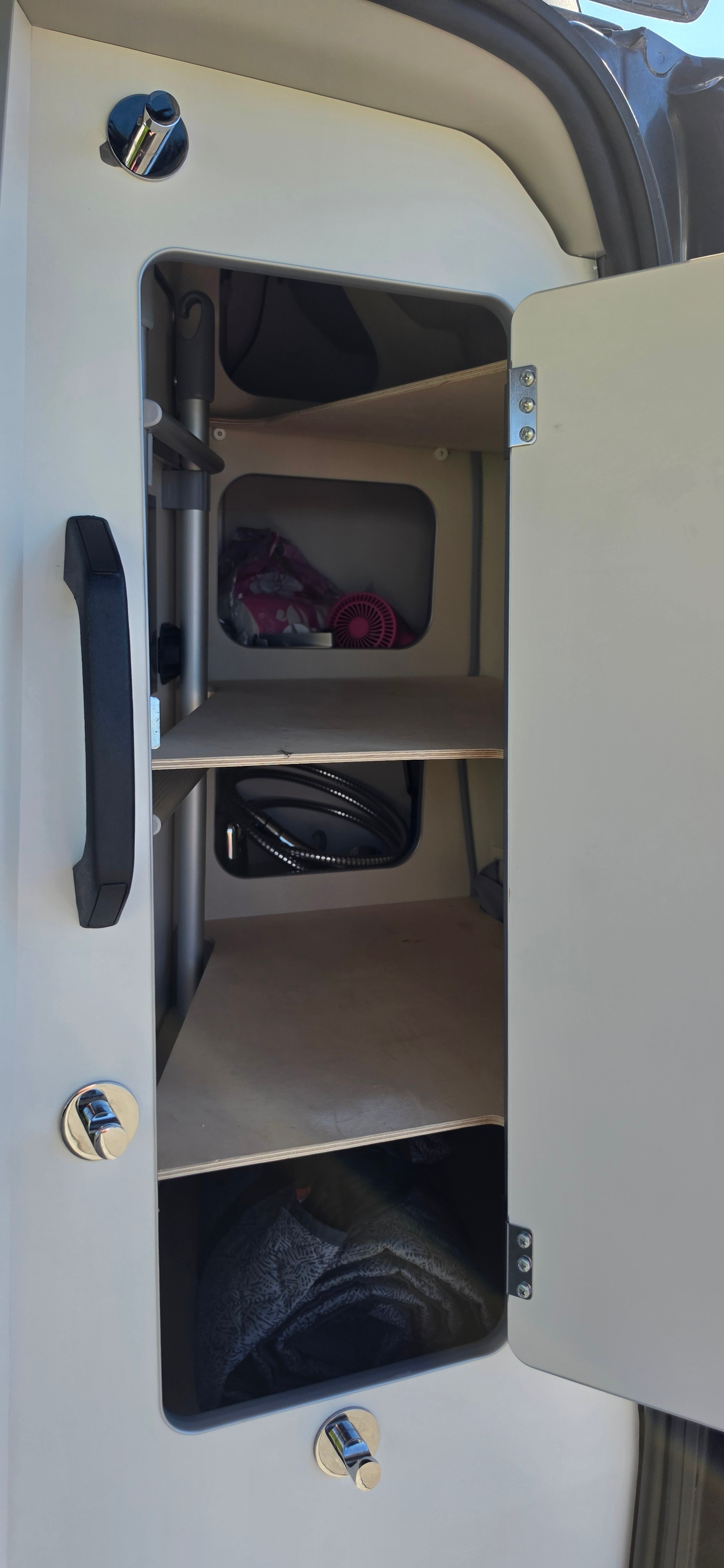 FORD Nugget 320 L1-image-11