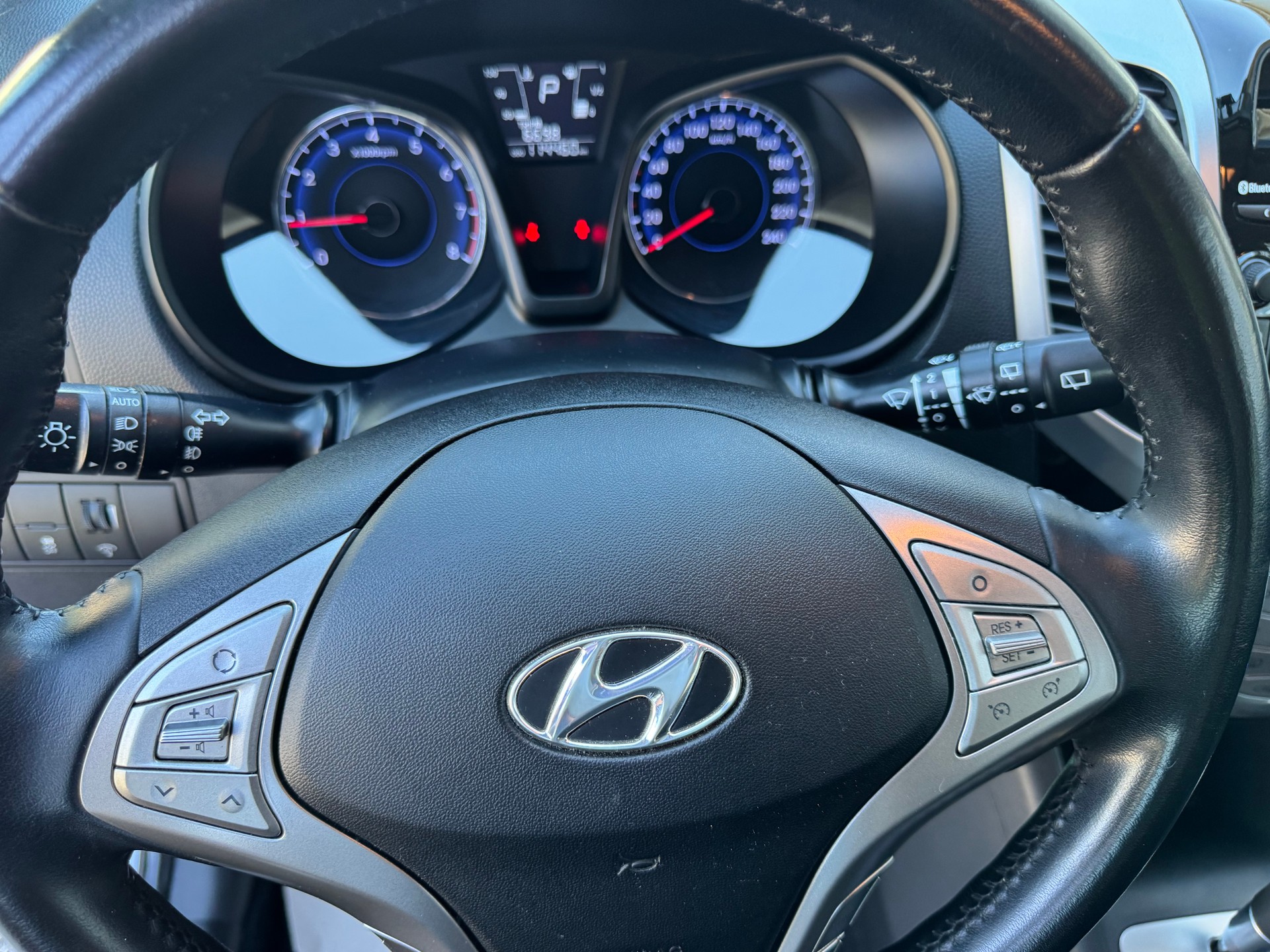 HYUNDAI iX20 1.6 Premium Automatic-image-7