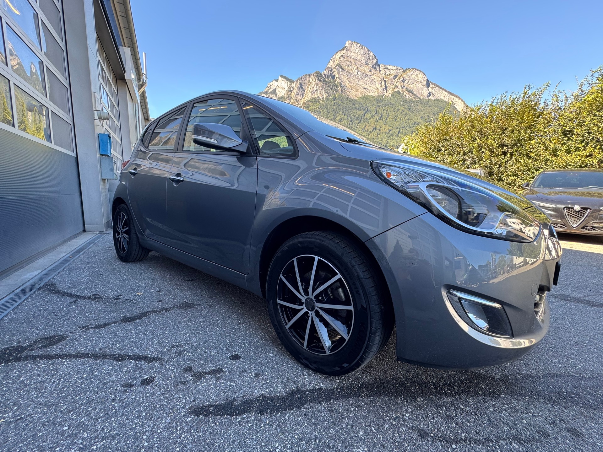 HYUNDAI iX20 1.6 Premium Automatic-image-4
