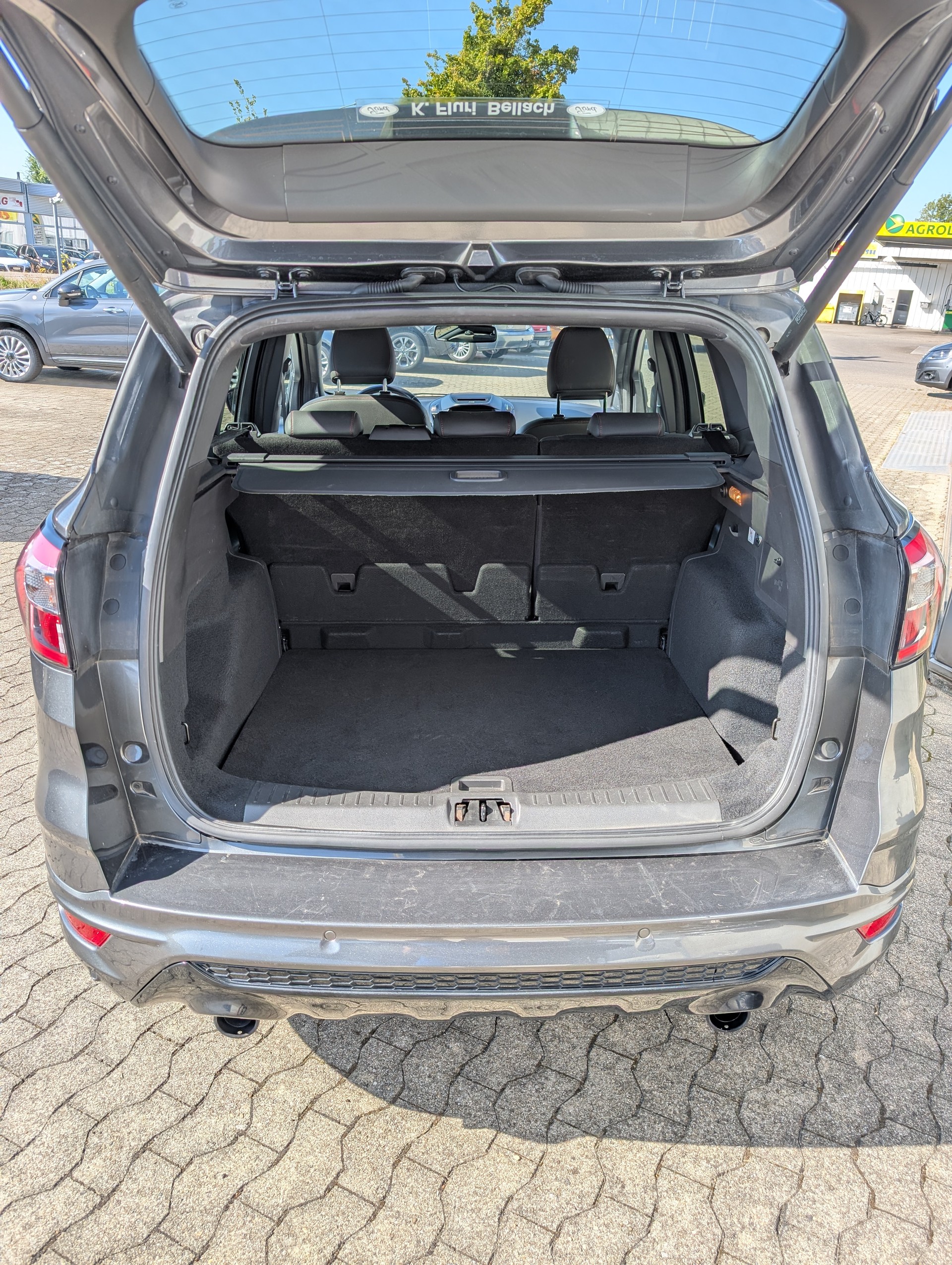 FORD Kuga 1.5 SCTi ST Line 4WD Automatic-image-8