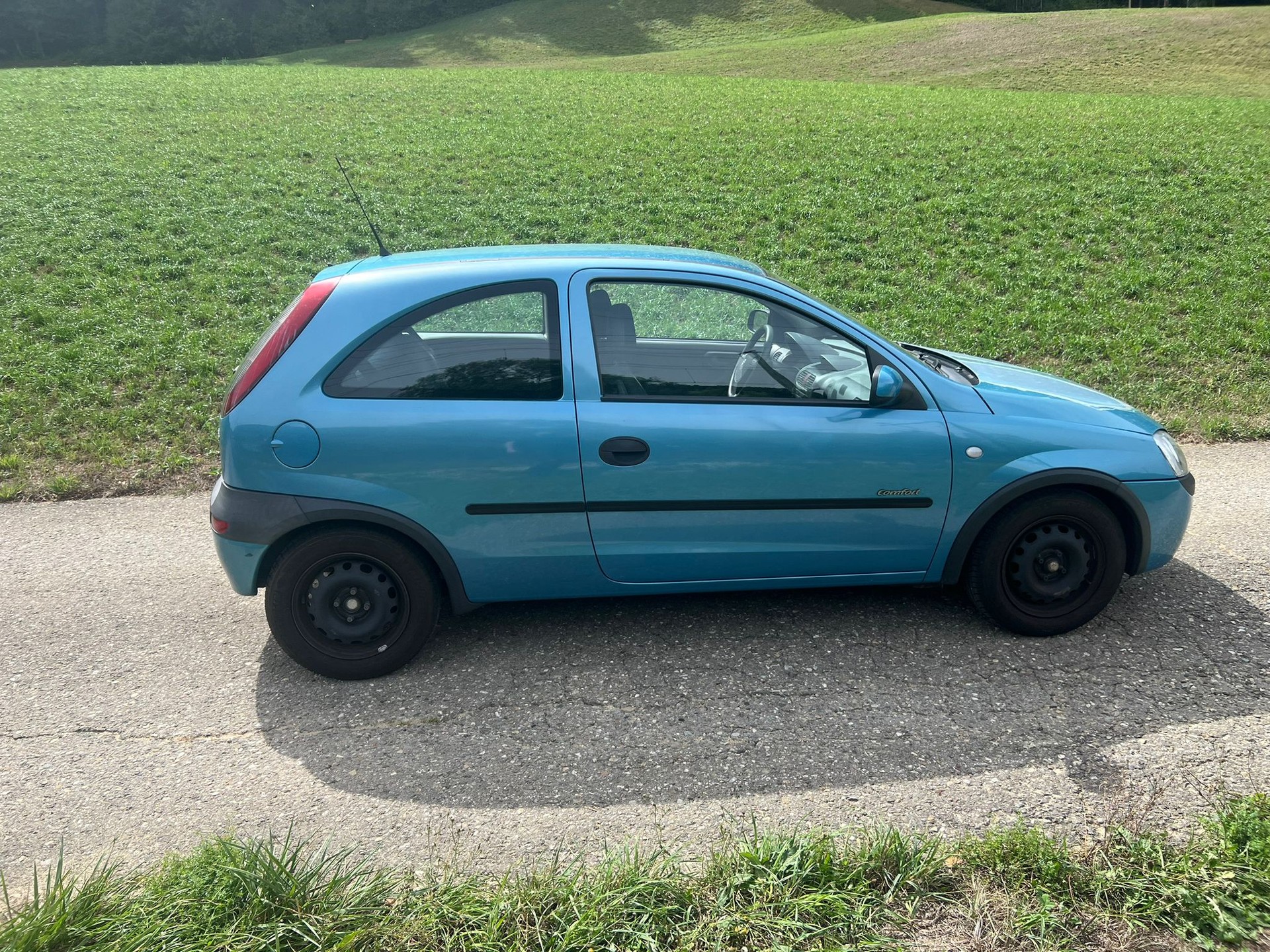 OPEL Corsa 1.2 16V Comfort-image-1