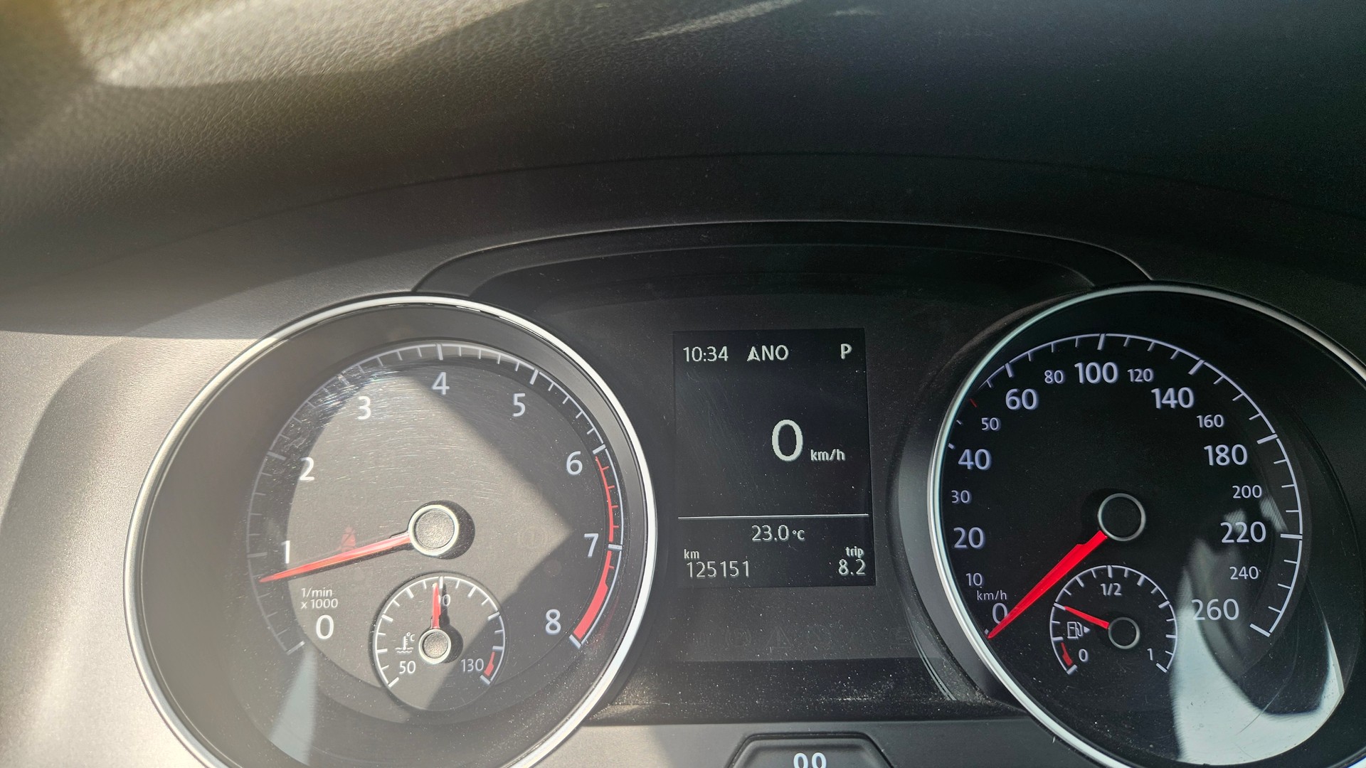 VW Golf 1.4 TSI Lounge DSG-image-7