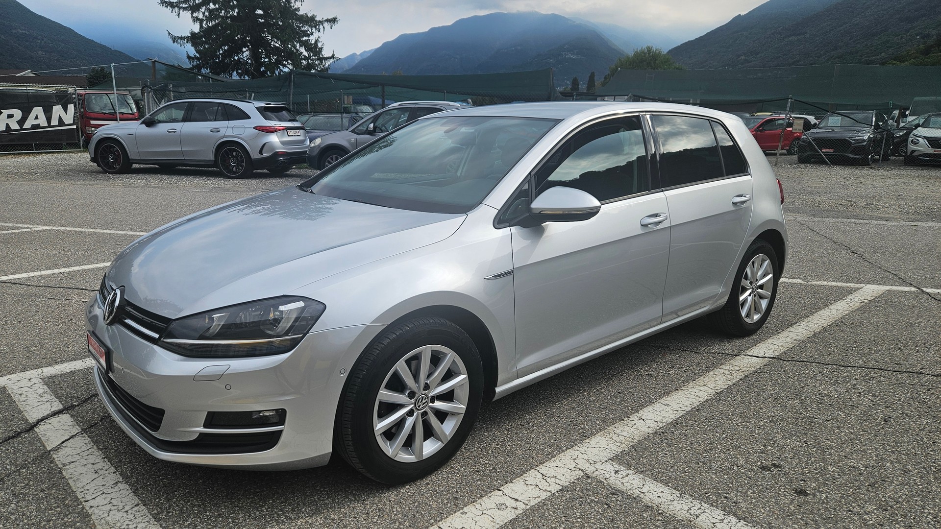 VW Golf 1.4 TSI Lounge DSG-image-1