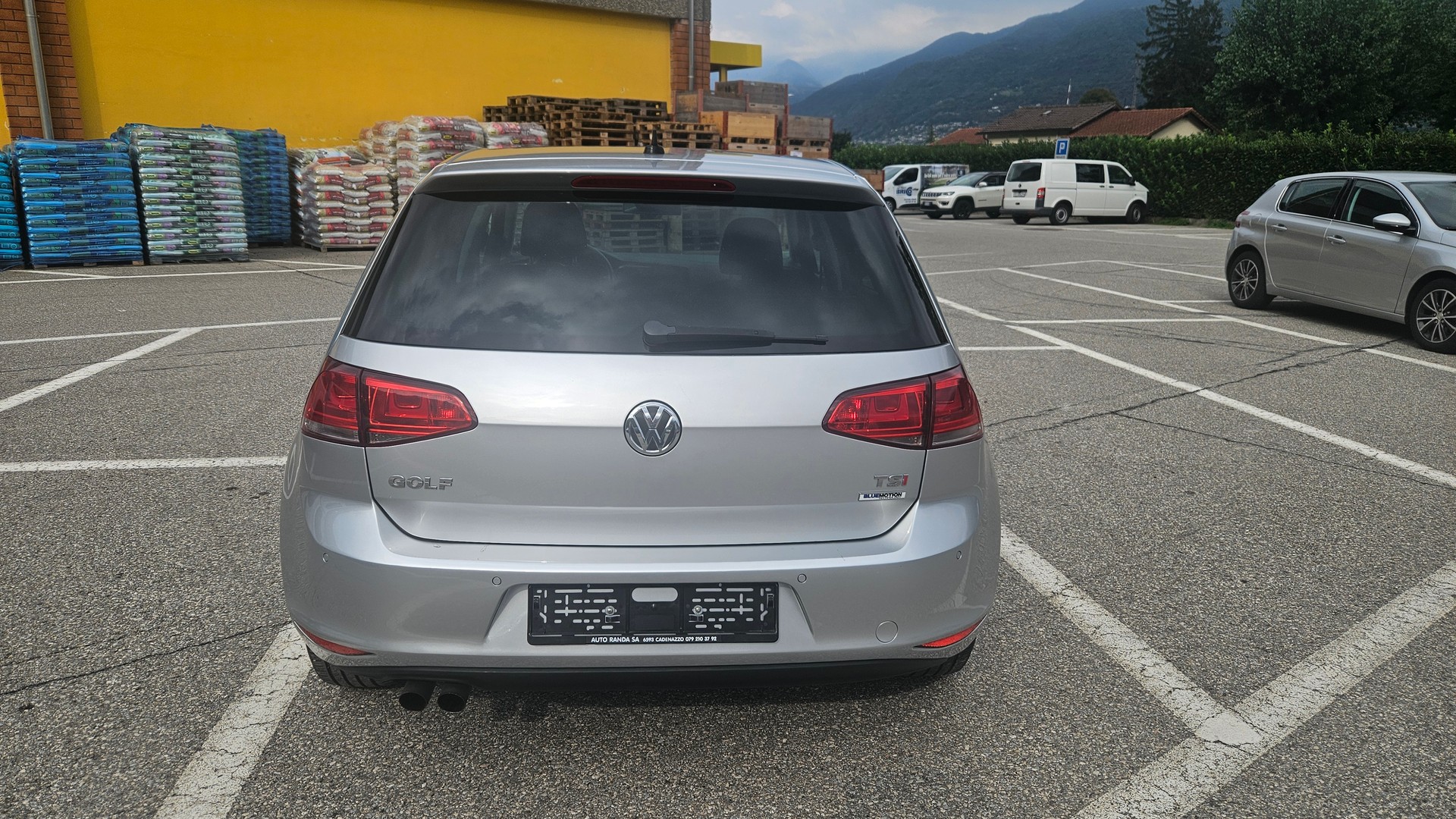 VW Golf 1.4 TSI Lounge DSG-image-5