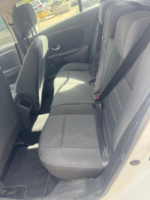 RENAULT Mégane Grandtour 1.5 dCi Energy-image-8