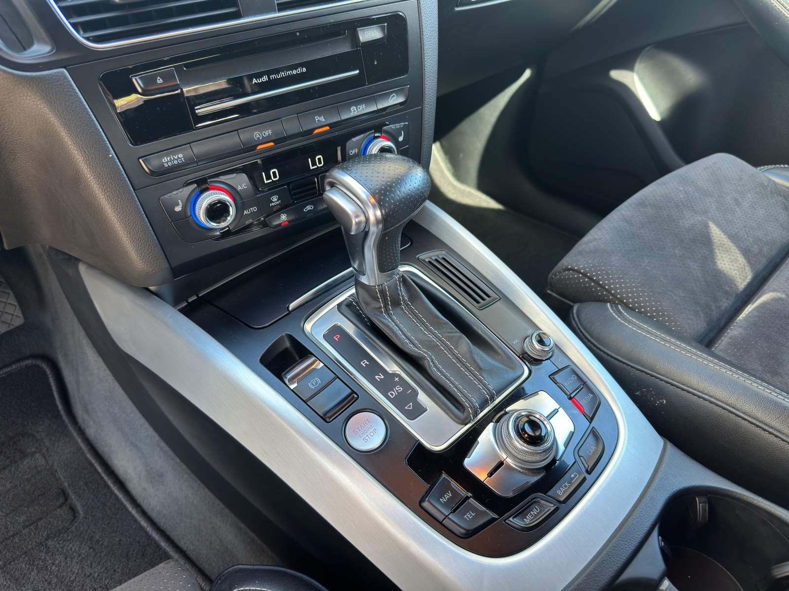 AUDI Q5 2.0 TDI quattro S-tronic-image-9