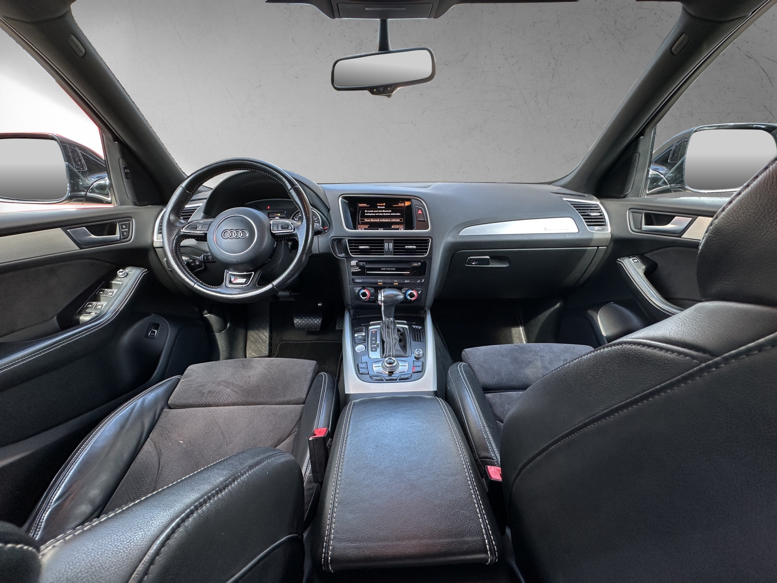 AUDI Q5 2.0 TDI quattro S-tronic-image-7