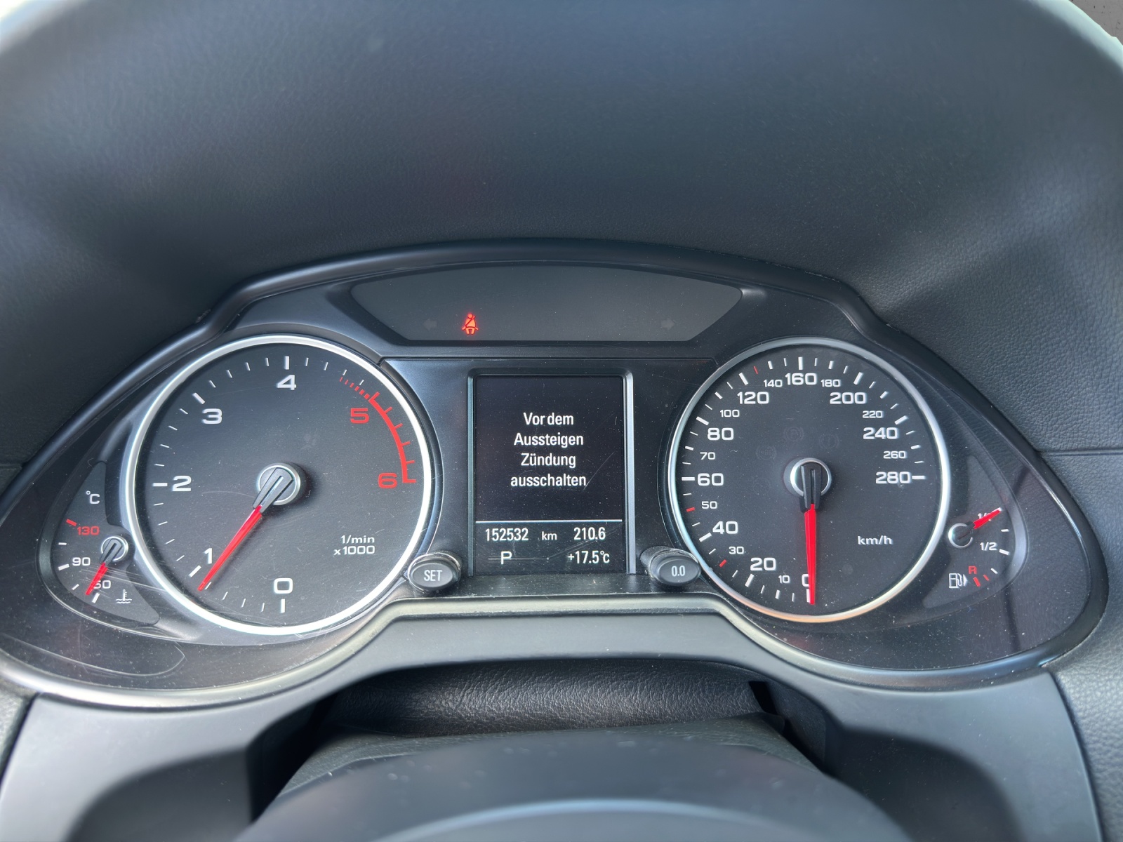 AUDI Q5 2.0 TDI quattro S-tronic-image-6