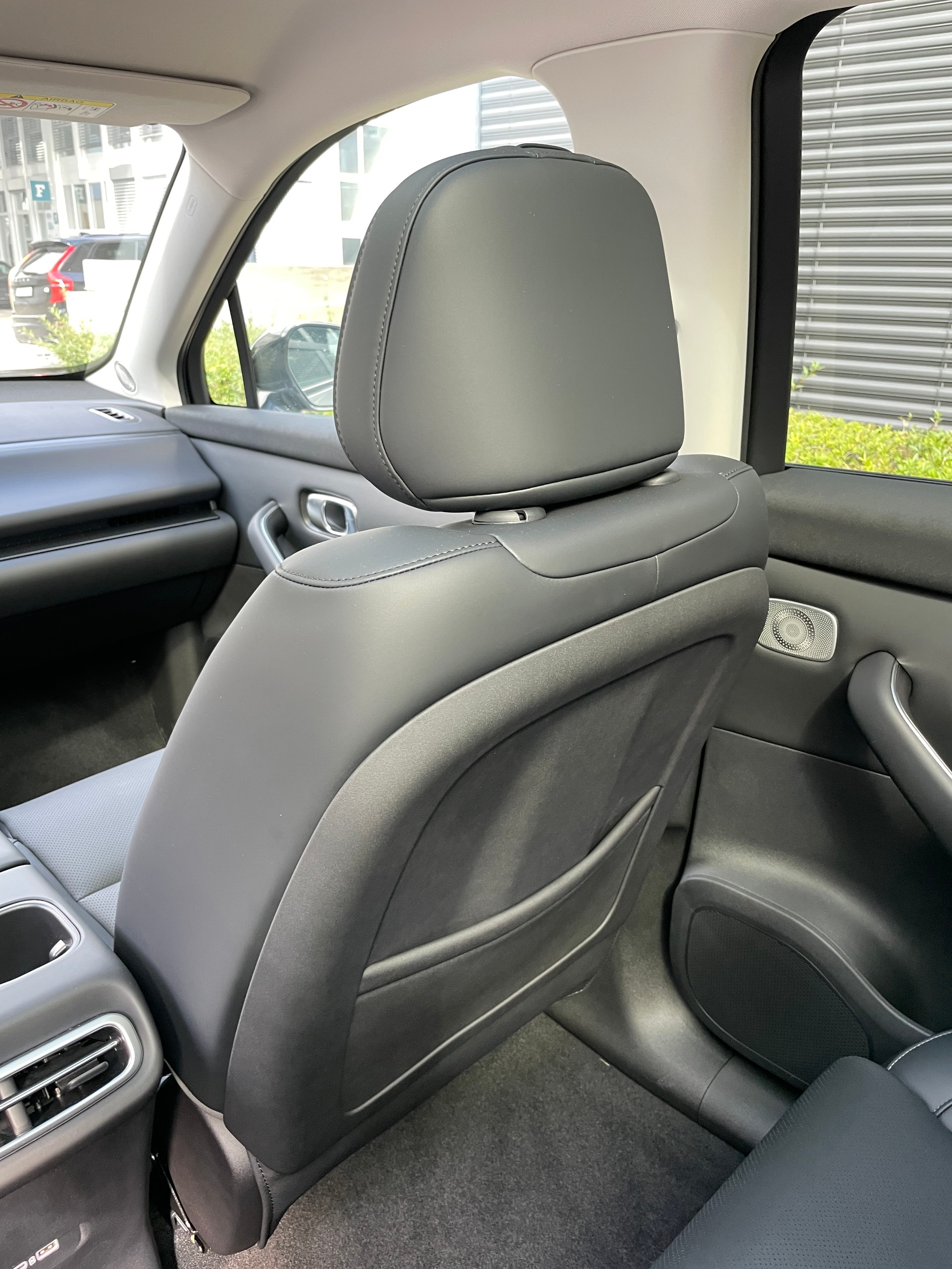 LEAPMOTOR C10 82kWh AWD ProMax Design 598hk AWD-image-18