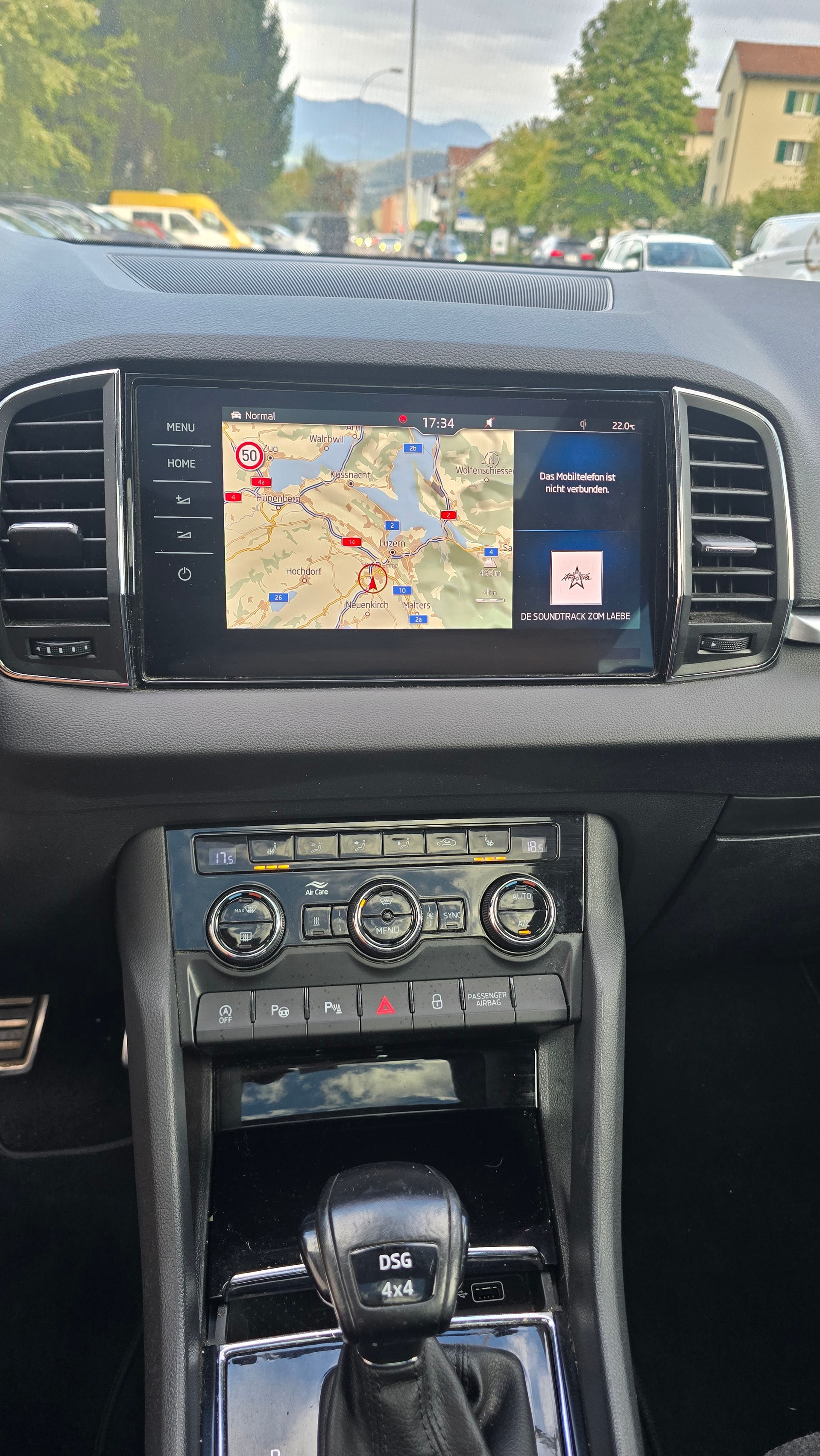SKODA Karoq 2.0 TDI CR Style 4x4 DSG-image-17