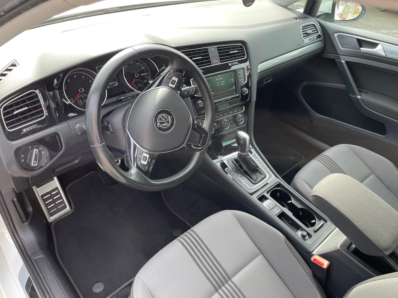 VW 1.4 TGI EcoF Allstar DSG-image-2