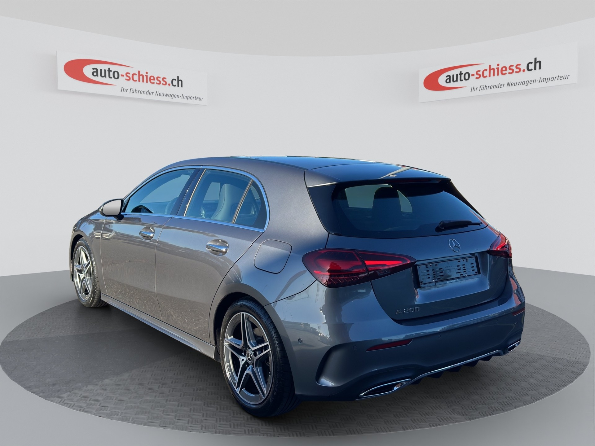 MERCEDES-BENZ A 200 AMG Line 7G-DCT-image-2