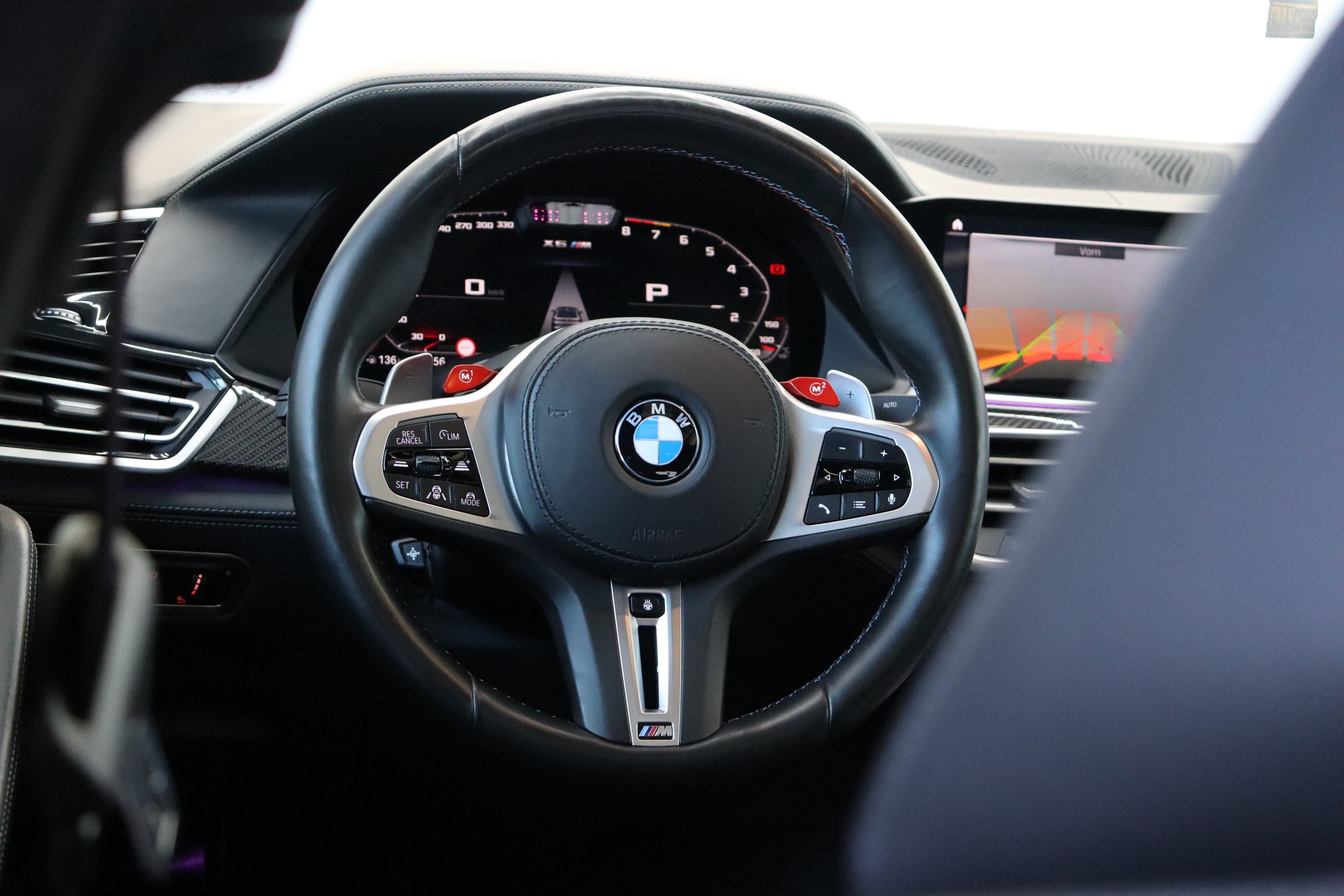 BMW X6M STEPTRONIC M COMPETITION * TIEFERGELEGT * MATTSCHWARZ * SKY-LOUNGE * FAHRASSISTENZ-PAKET *-image-23