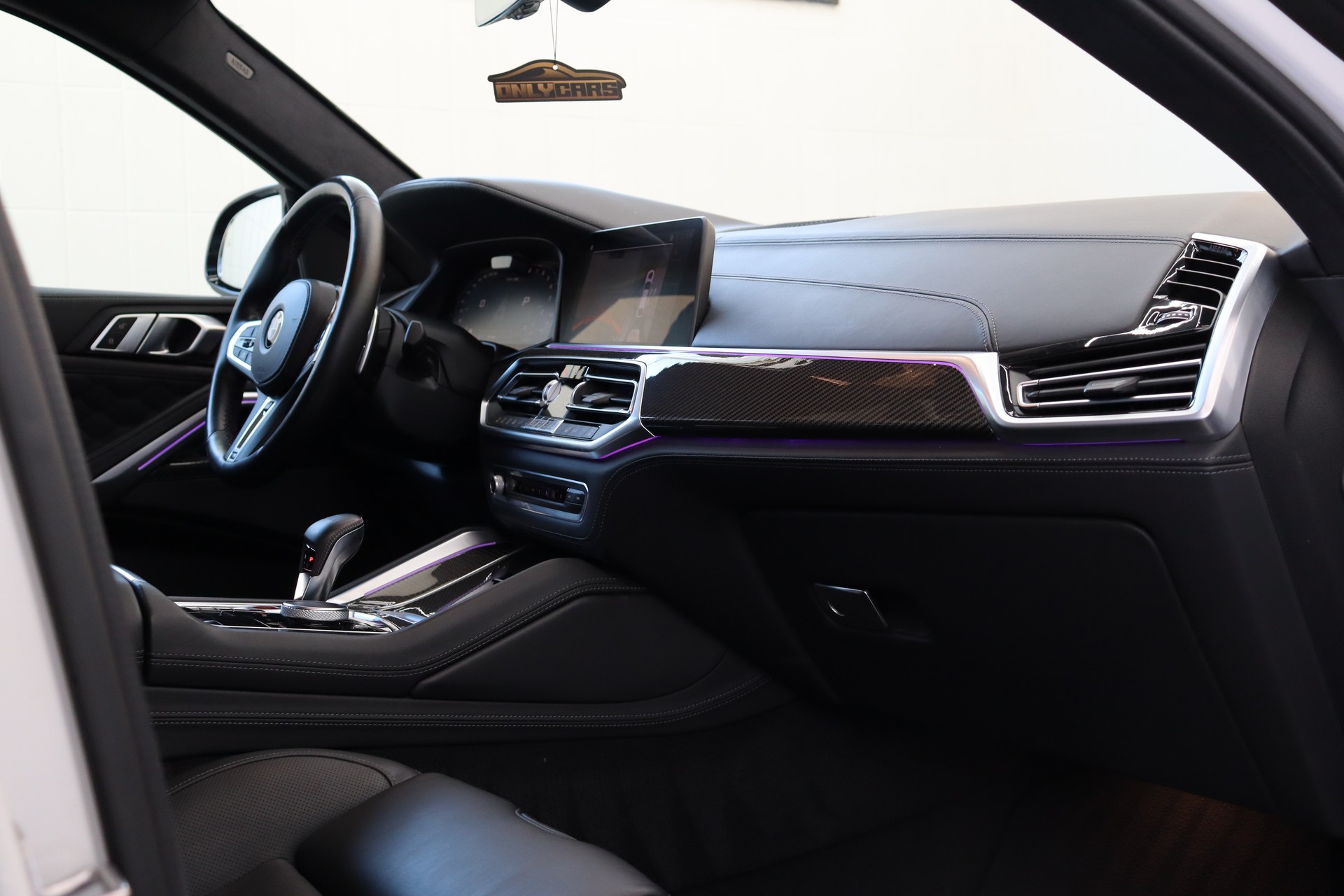 BMW X6M STEPTRONIC M COMPETITION * TIEFERGELEGT * MATTSCHWARZ * SKY-LOUNGE * FAHRASSISTENZ-PAKET *-image-16