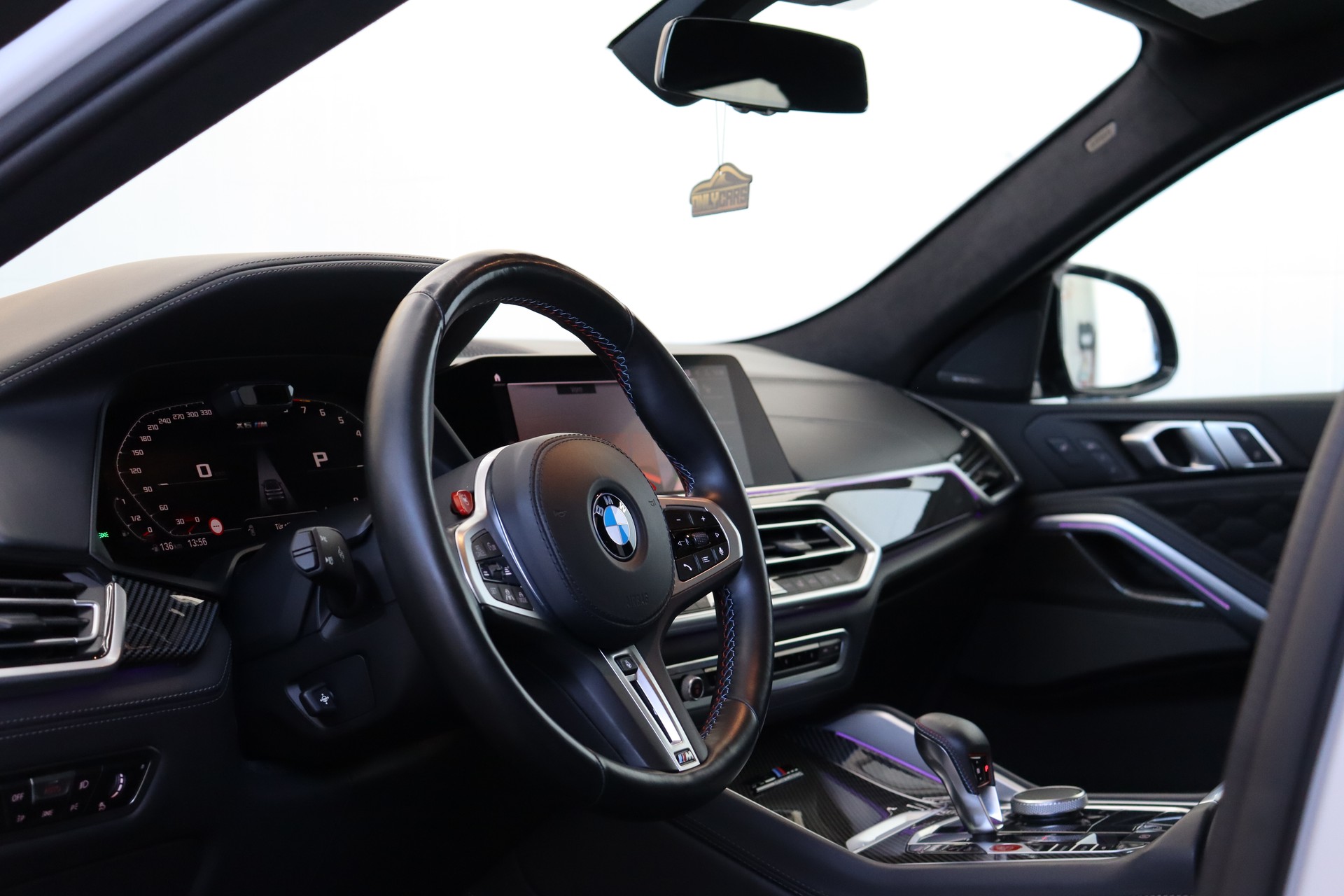 BMW X6M STEPTRONIC M COMPETITION * TIEFERGELEGT * MATTSCHWARZ * SKY-LOUNGE * FAHRASSISTENZ-PAKET *-image-14