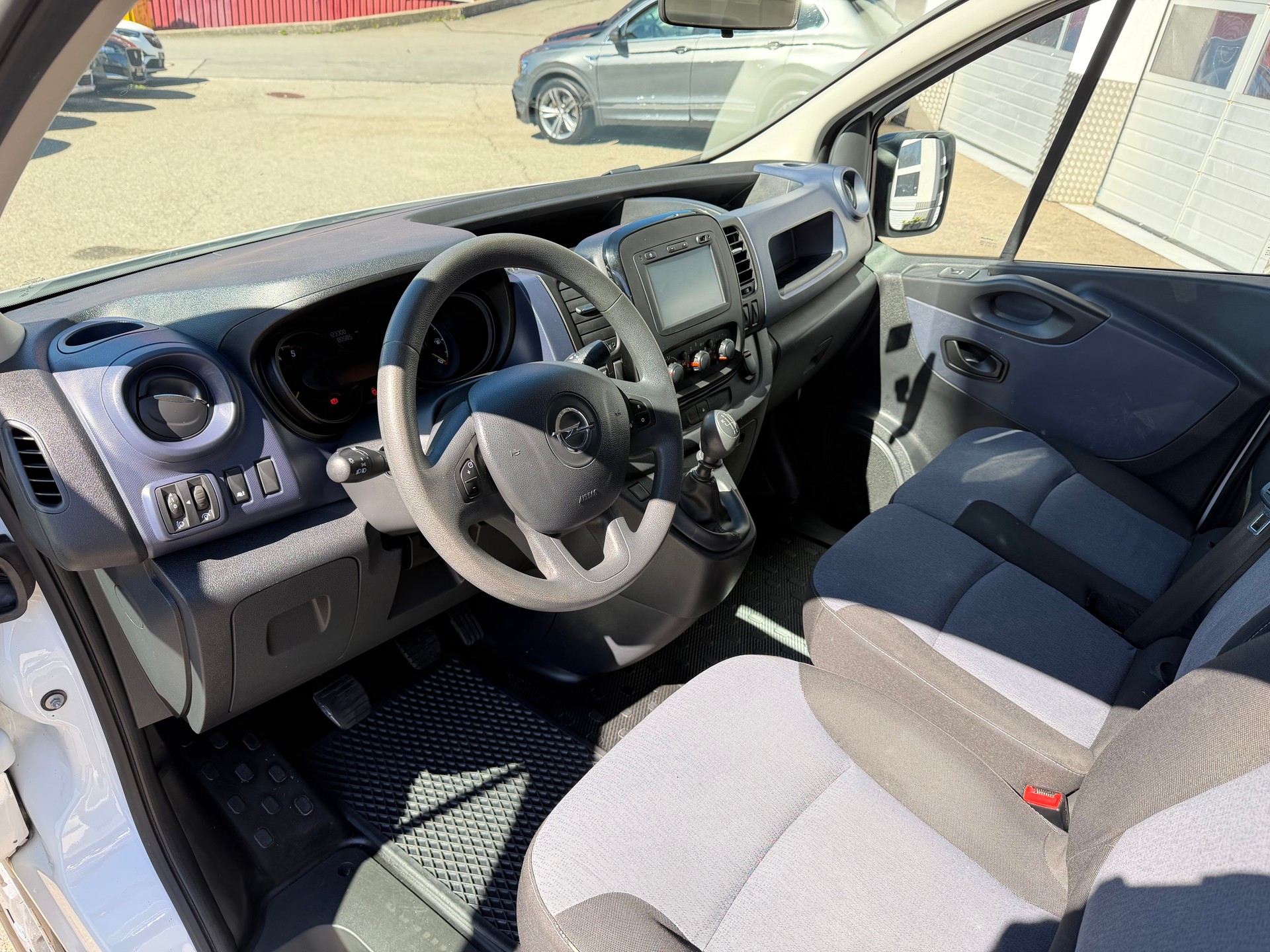 OPEL Vivaro 1.6 CDTI ecoFLEX 2.7t L1H1-image-4
