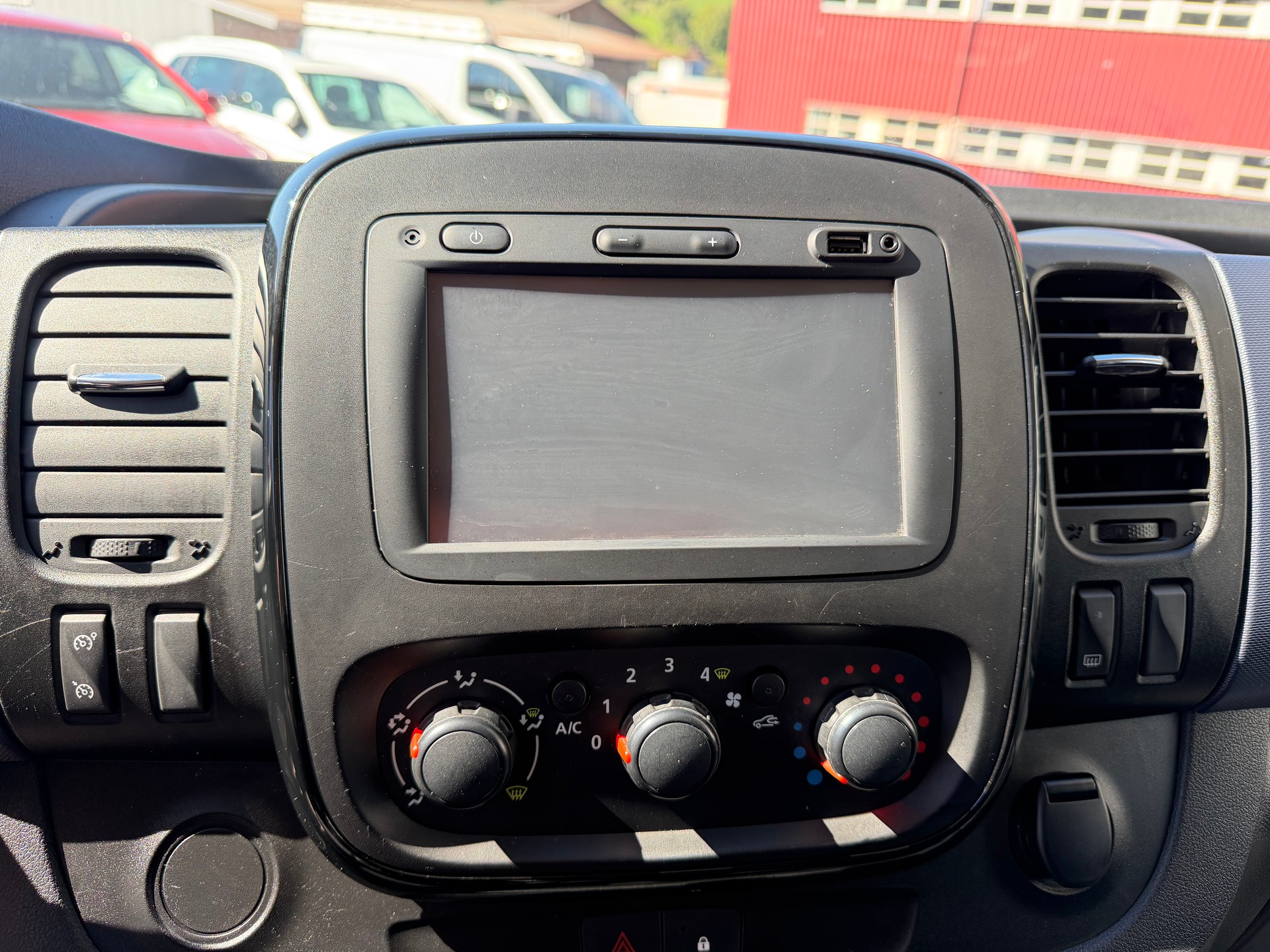 OPEL Vivaro 1.6 CDTI ecoFLEX 2.7t L1H1-image-6