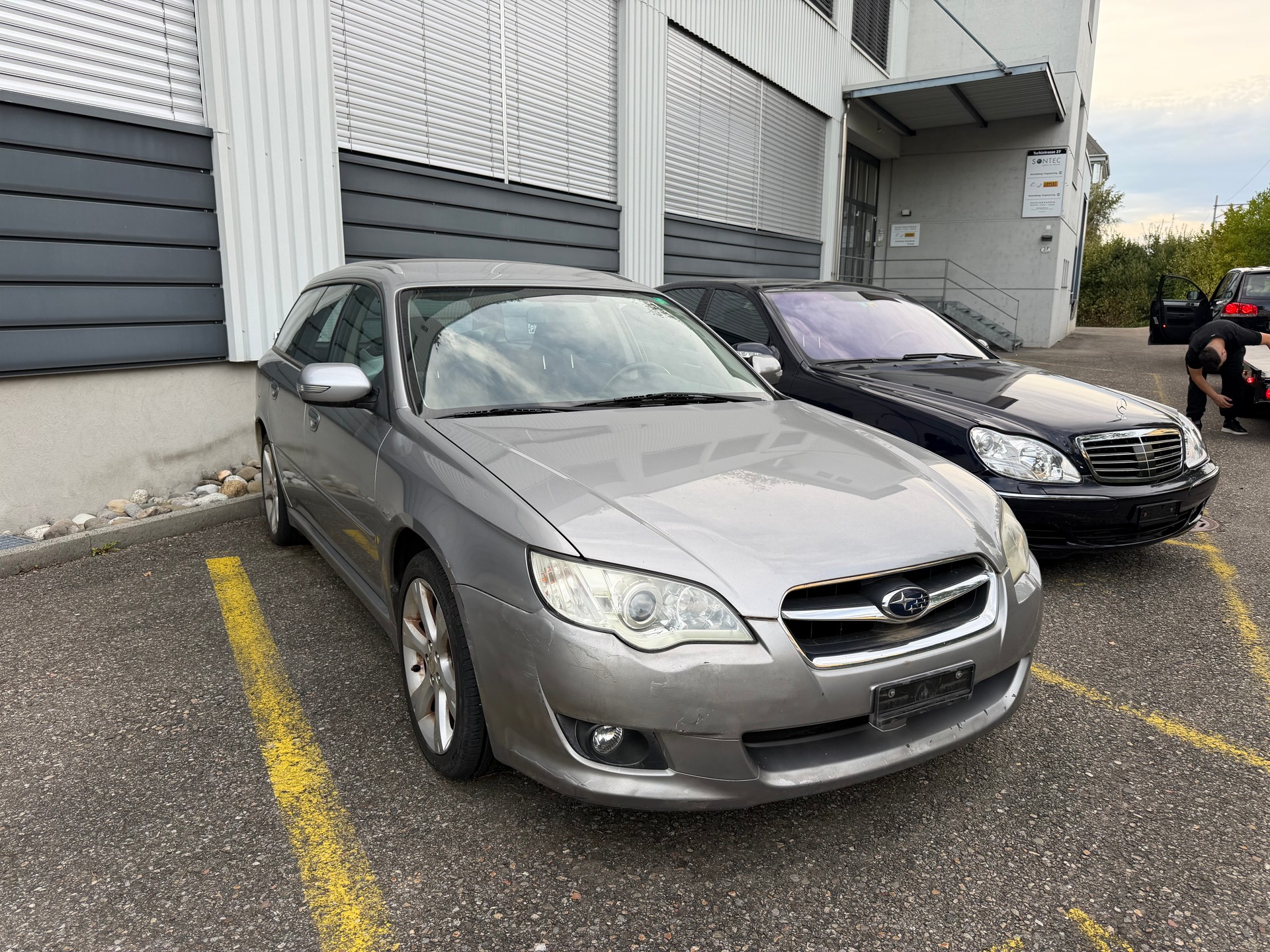 SUBARU LEGACY-image-1