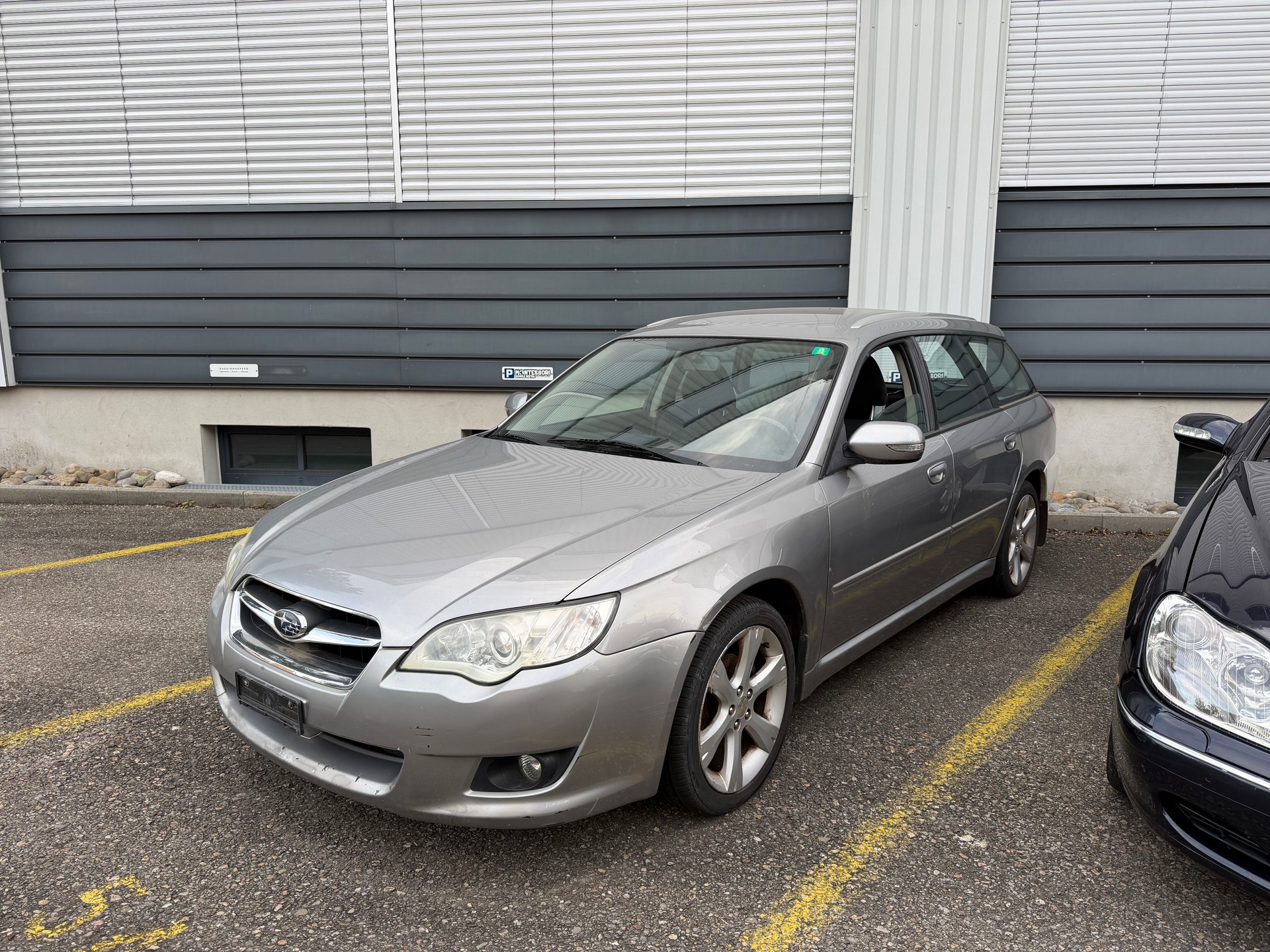 SUBARU LEGACY-image-0
