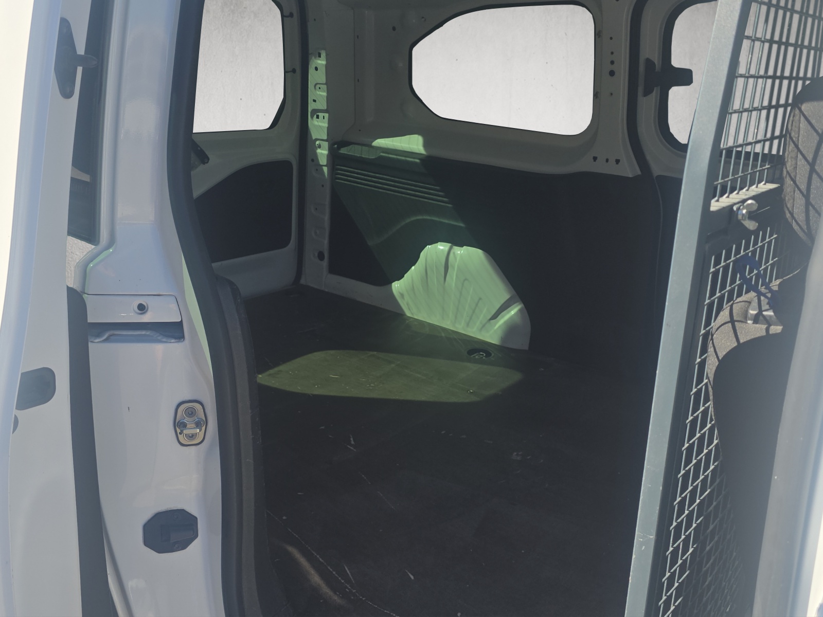 OPEL Combo 1.2 Cargo XL Enjoy s/s Erhöhte Nutzlast-image-9