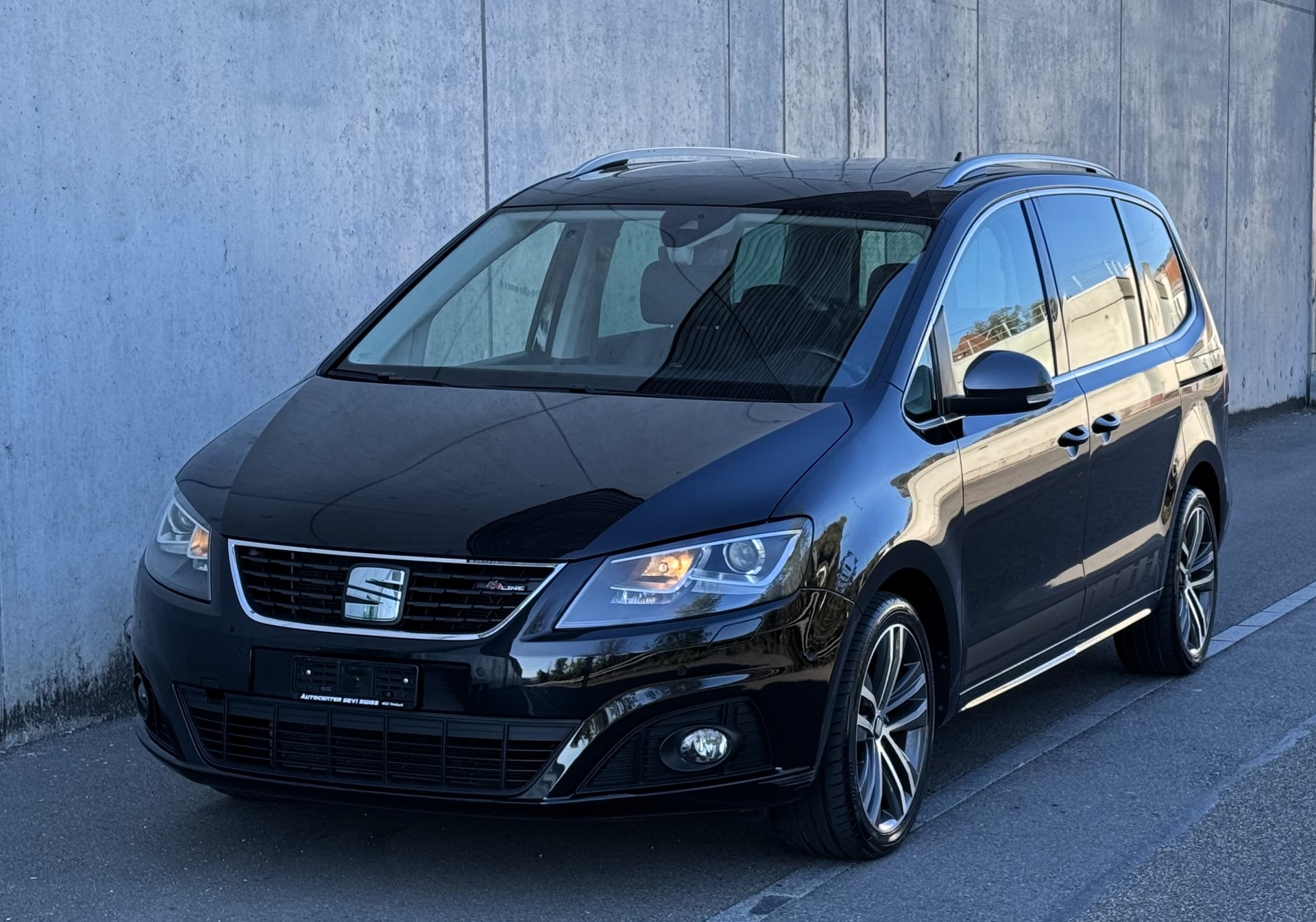 SEAT Alhambra 2.0 TDI DSG SWISS FR CH FZ | Service gepflegt | in gepflegten Zustand-image-0