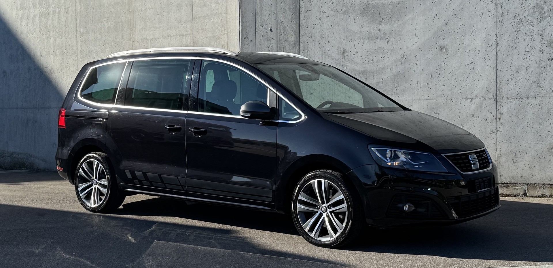 SEAT Alhambra 2.0 TDI DSG SWISS FR CH FZ | Service gepflegt | in gepflegten Zustand-image-14