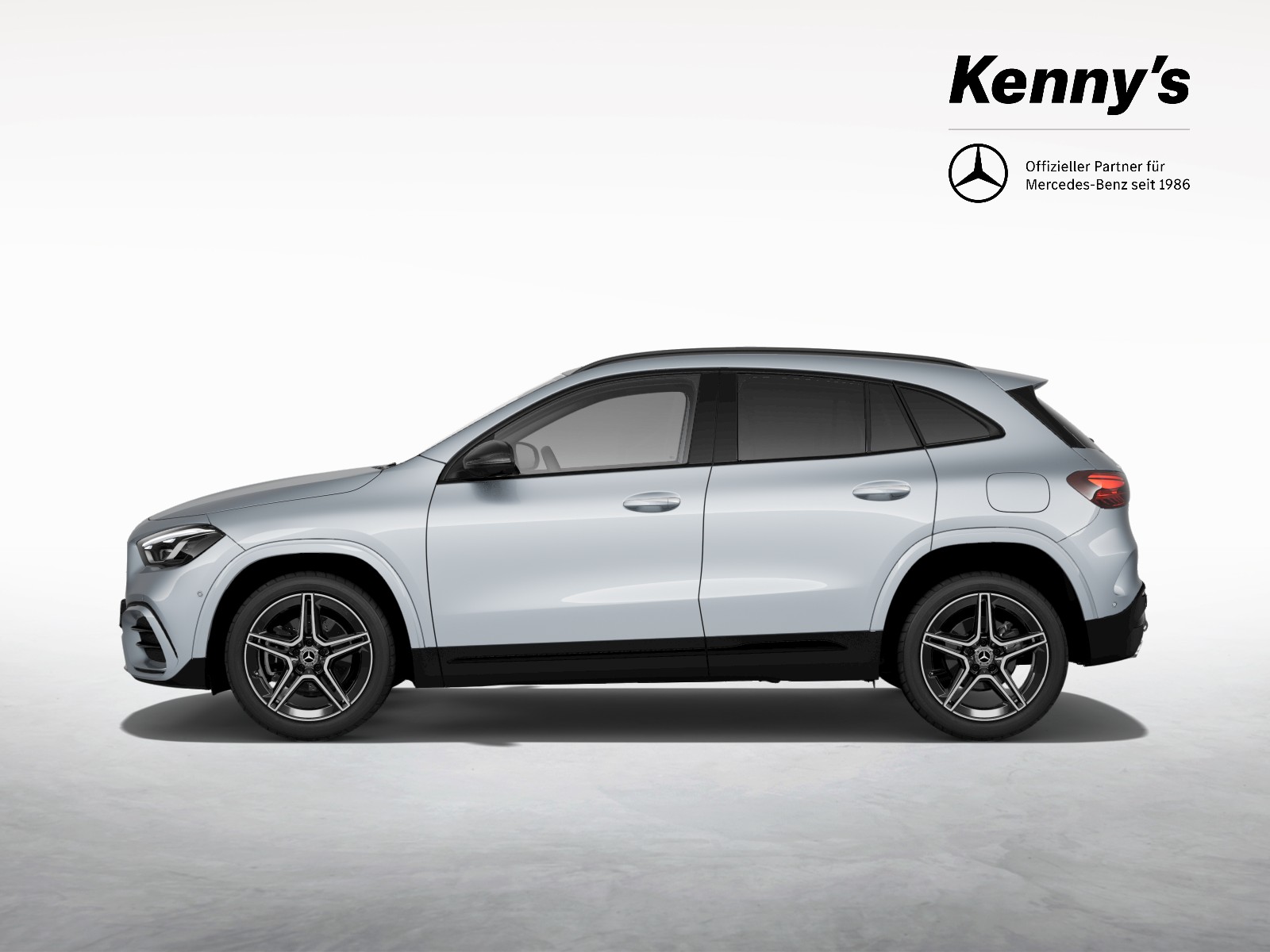 MERCEDES-BENZ GLA 200 Night Star AMG Line-image-2