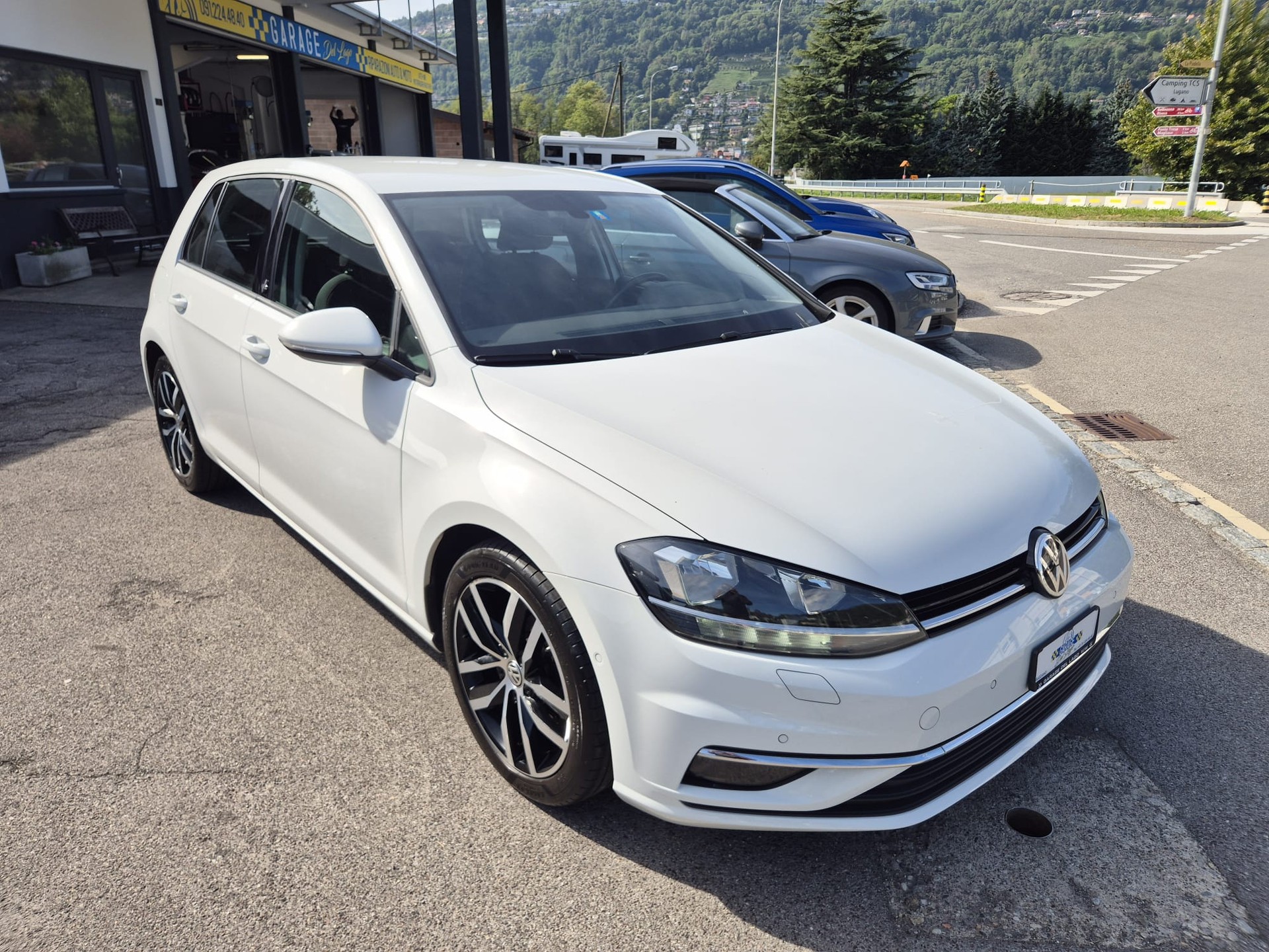 VW Golf 1.4 TSI Highline DSG-image-1