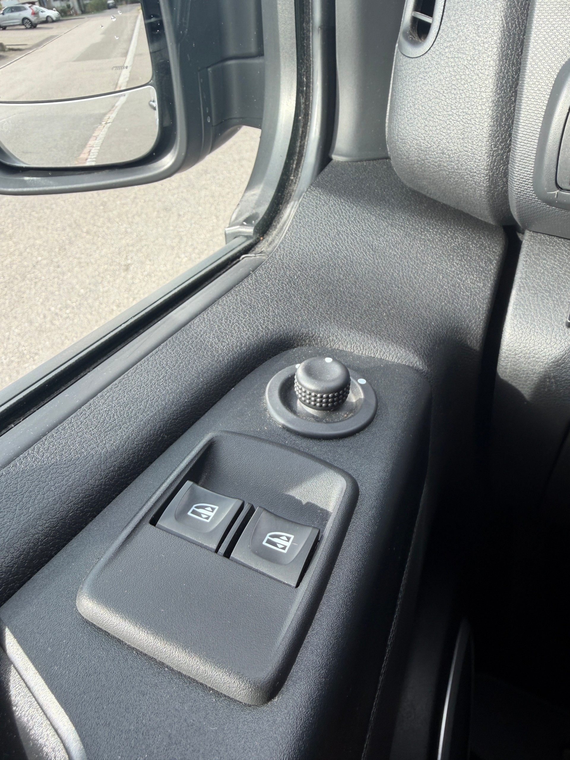 RENAULT Trafic Spaceclass 2.0 dCi Blue 170-image-14