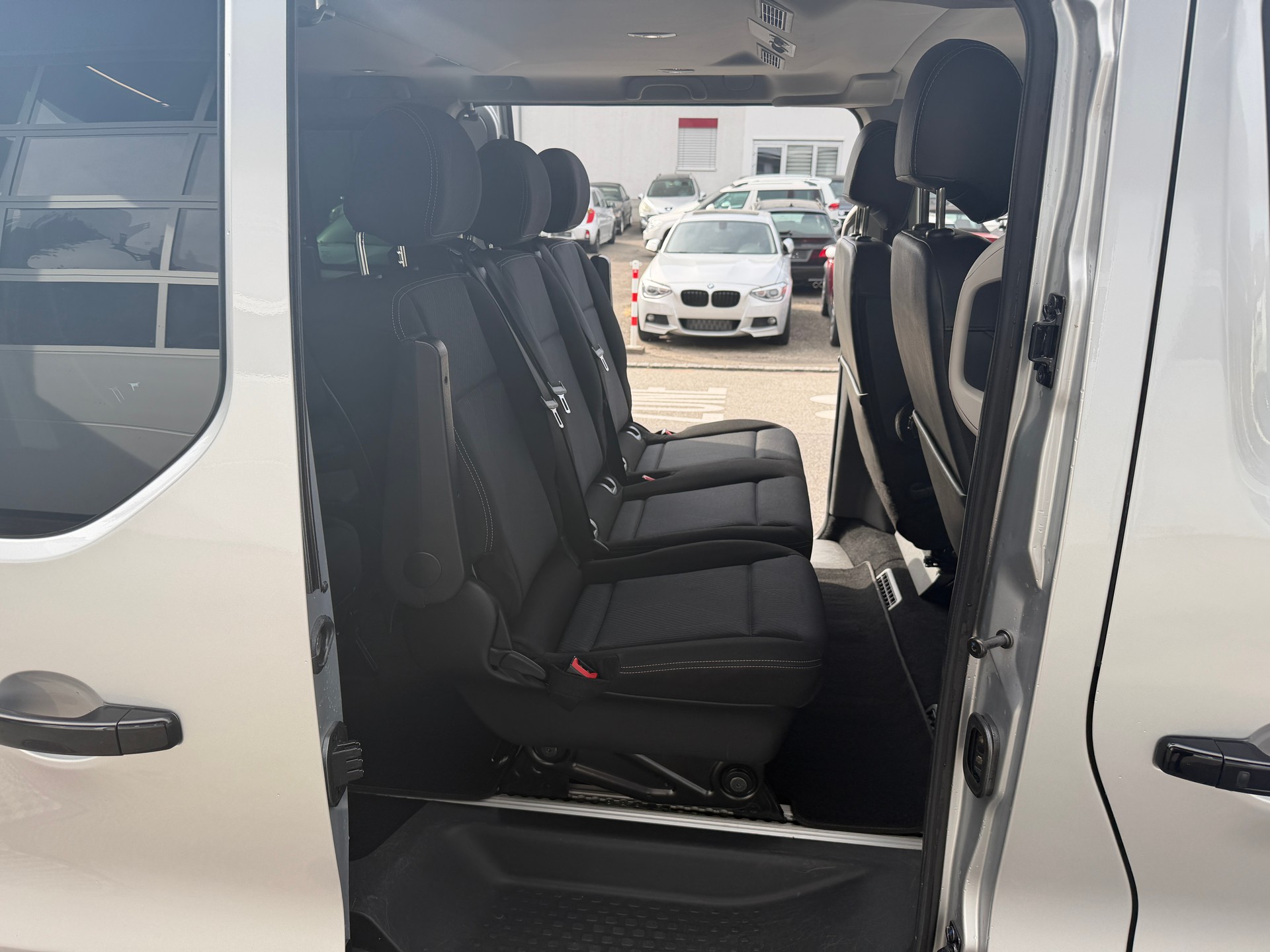 RENAULT Trafic Spaceclass 2.0 dCi Blue 170-image-9