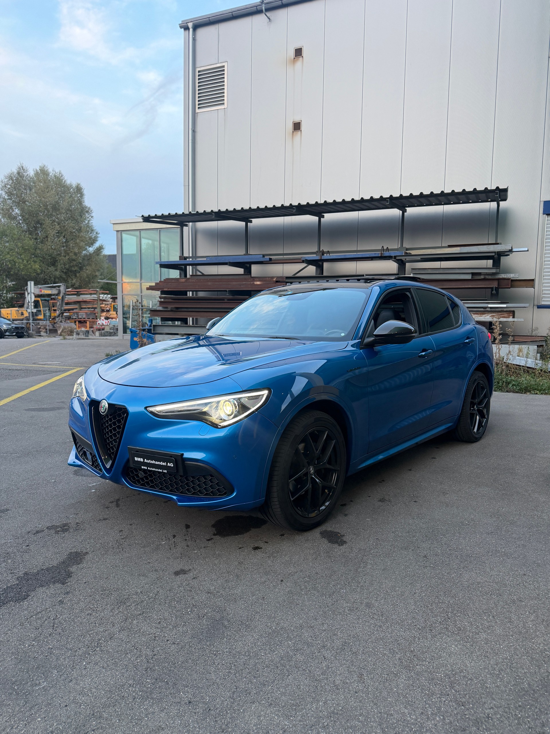 ALFA ROMEO Stelvio 2.0 Veloce Q4 Automatic-image-2