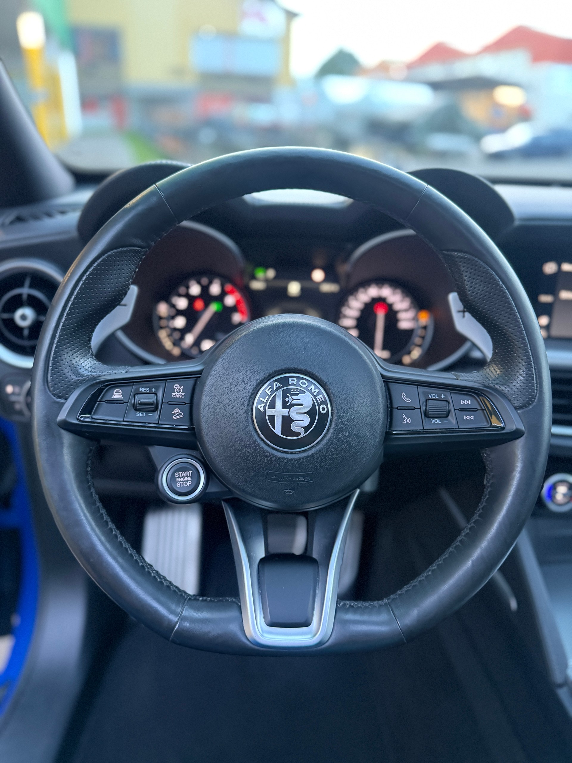 ALFA ROMEO Stelvio 2.0 Veloce Q4 Automatic-image-12
