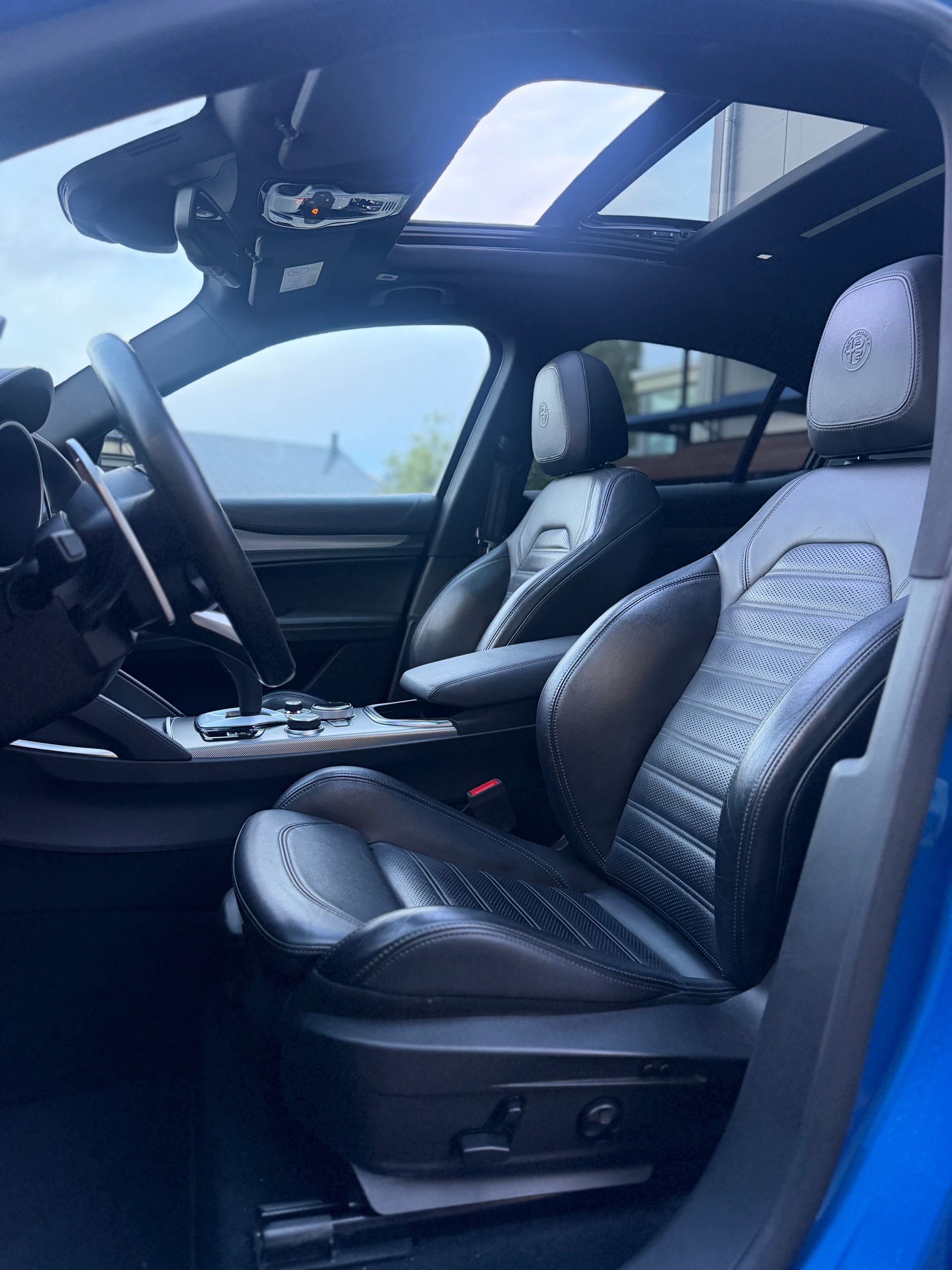 ALFA ROMEO Stelvio 2.0 Veloce Q4 Automatic-image-8